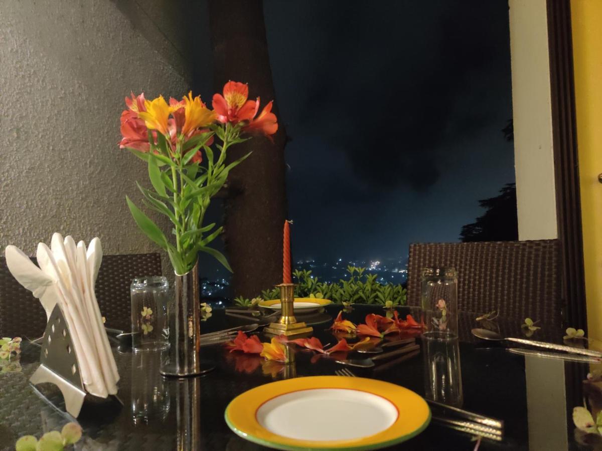 Honeymoon Suite,1038341002:JPEG