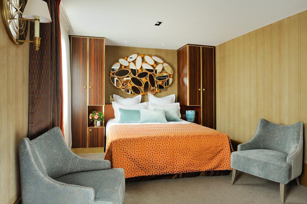 Deluxe Double Room with Terrace