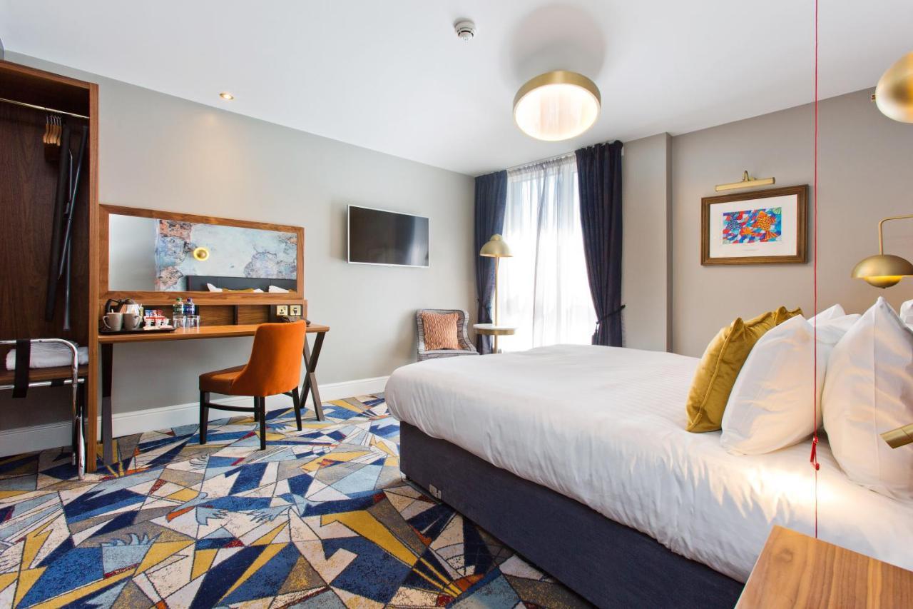 Accessible Family Twin Room for 3