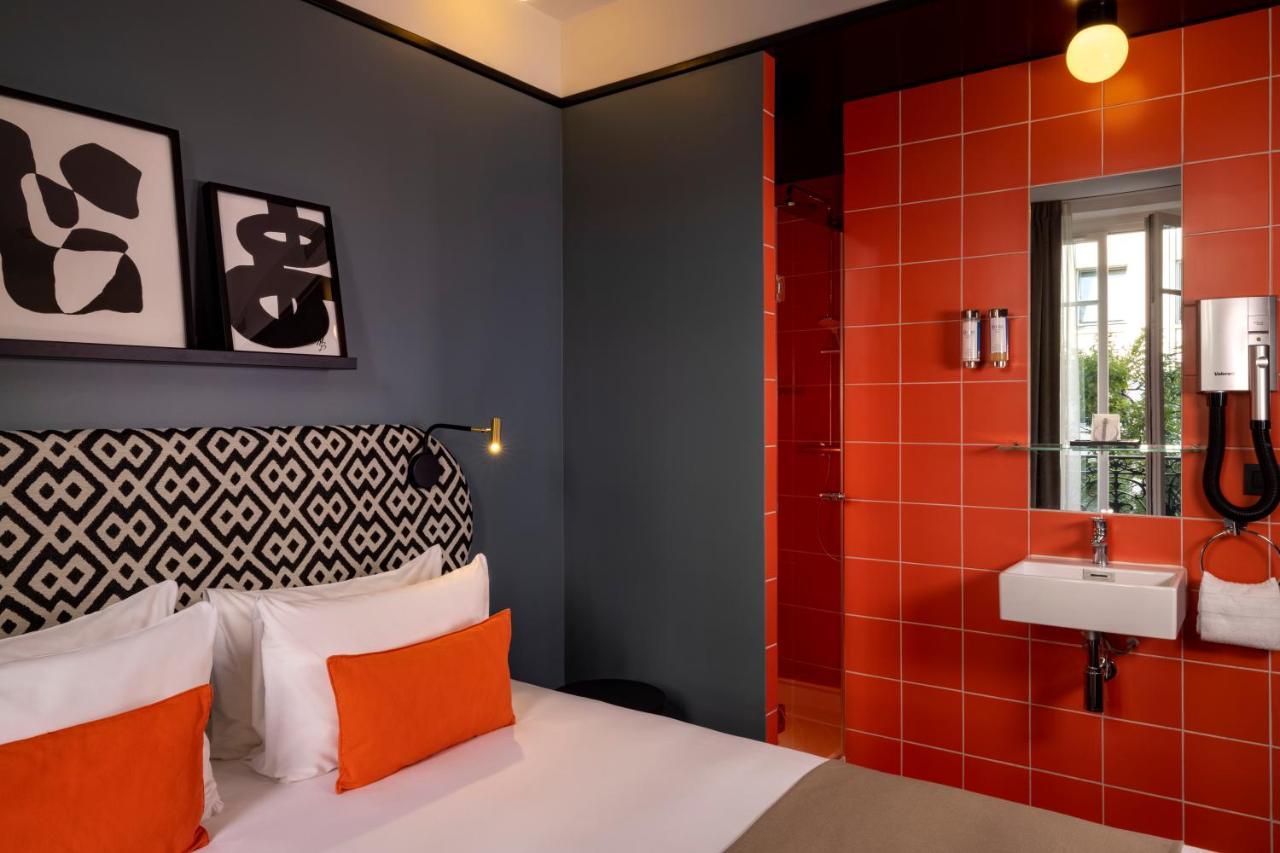 Two Rooms next to Each Other