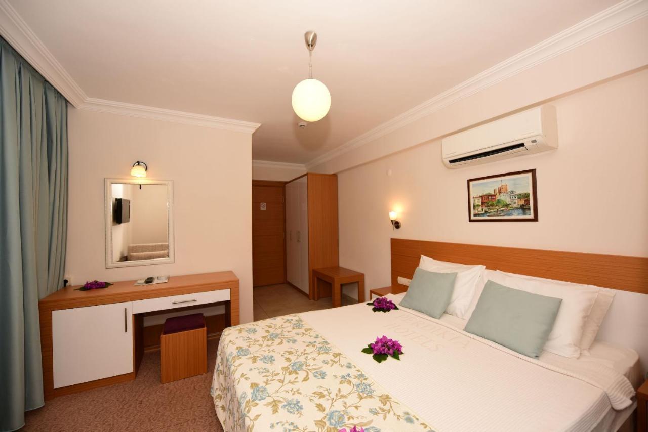 Classic Triple Room
