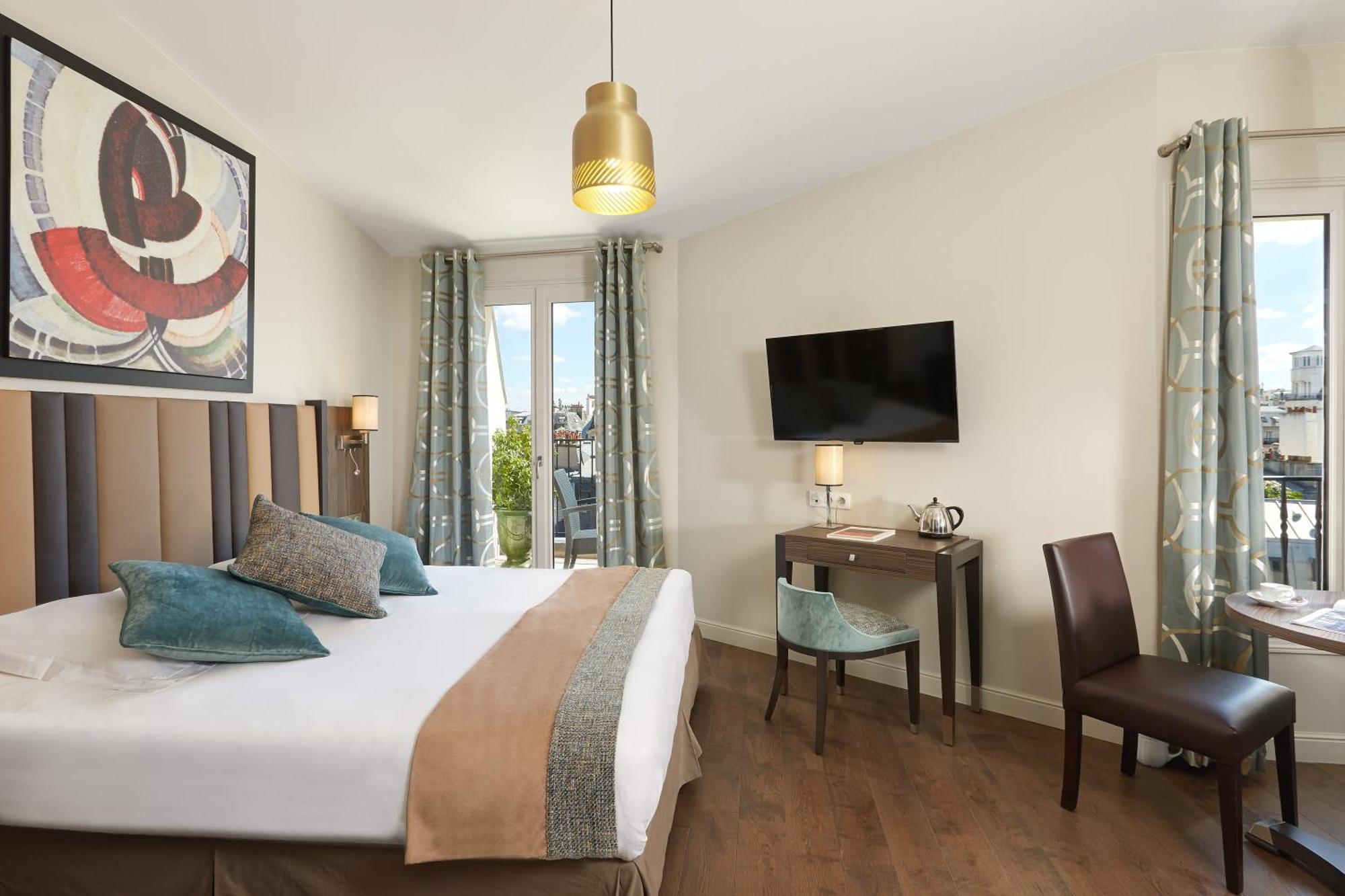 Deluxe Double Room with Terrace