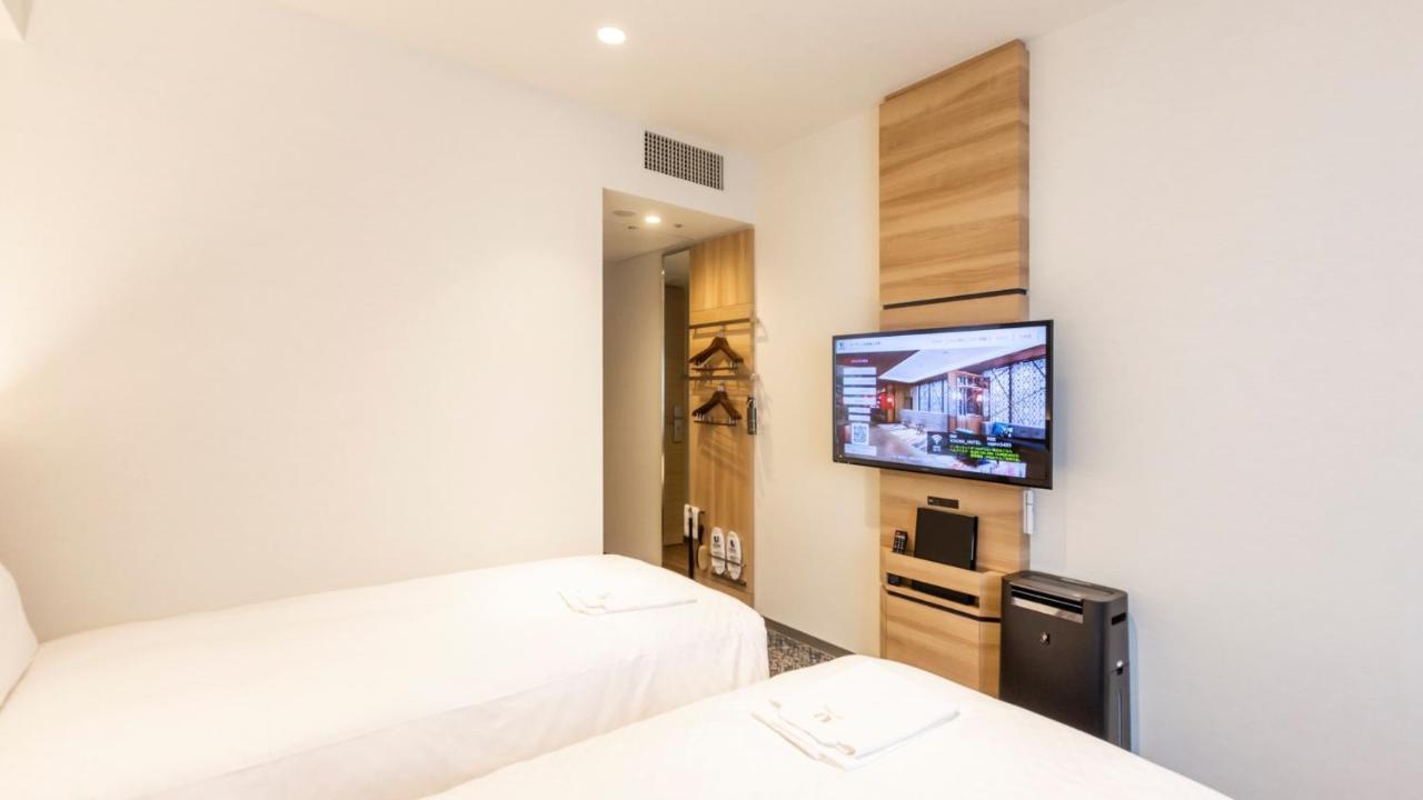 Twin Room - Non-Smoking