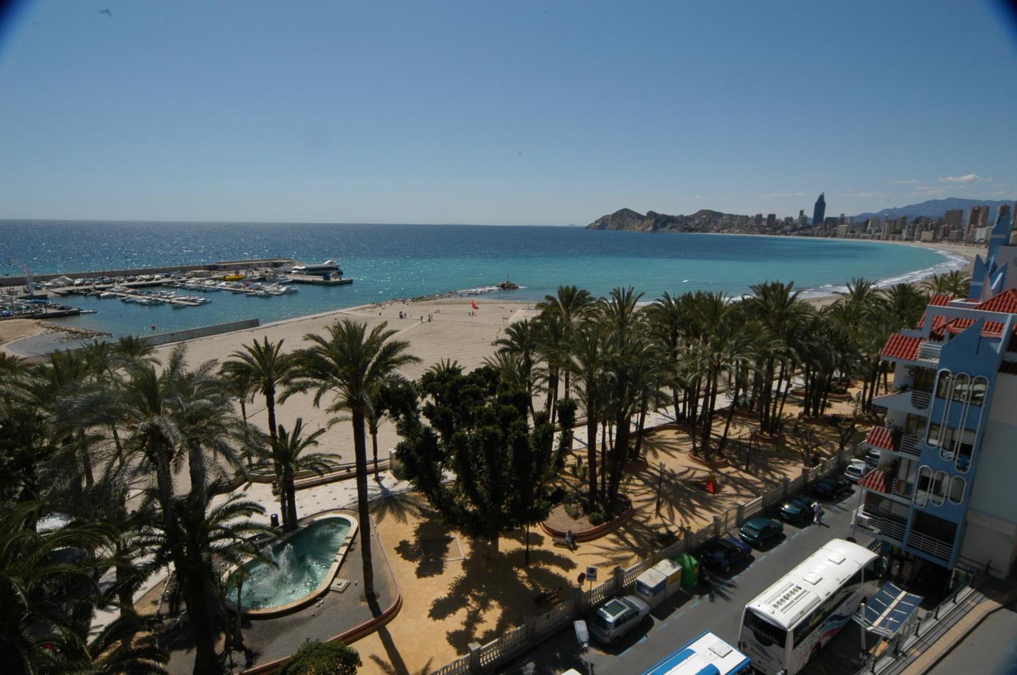 Double or Twin Room with Sea View