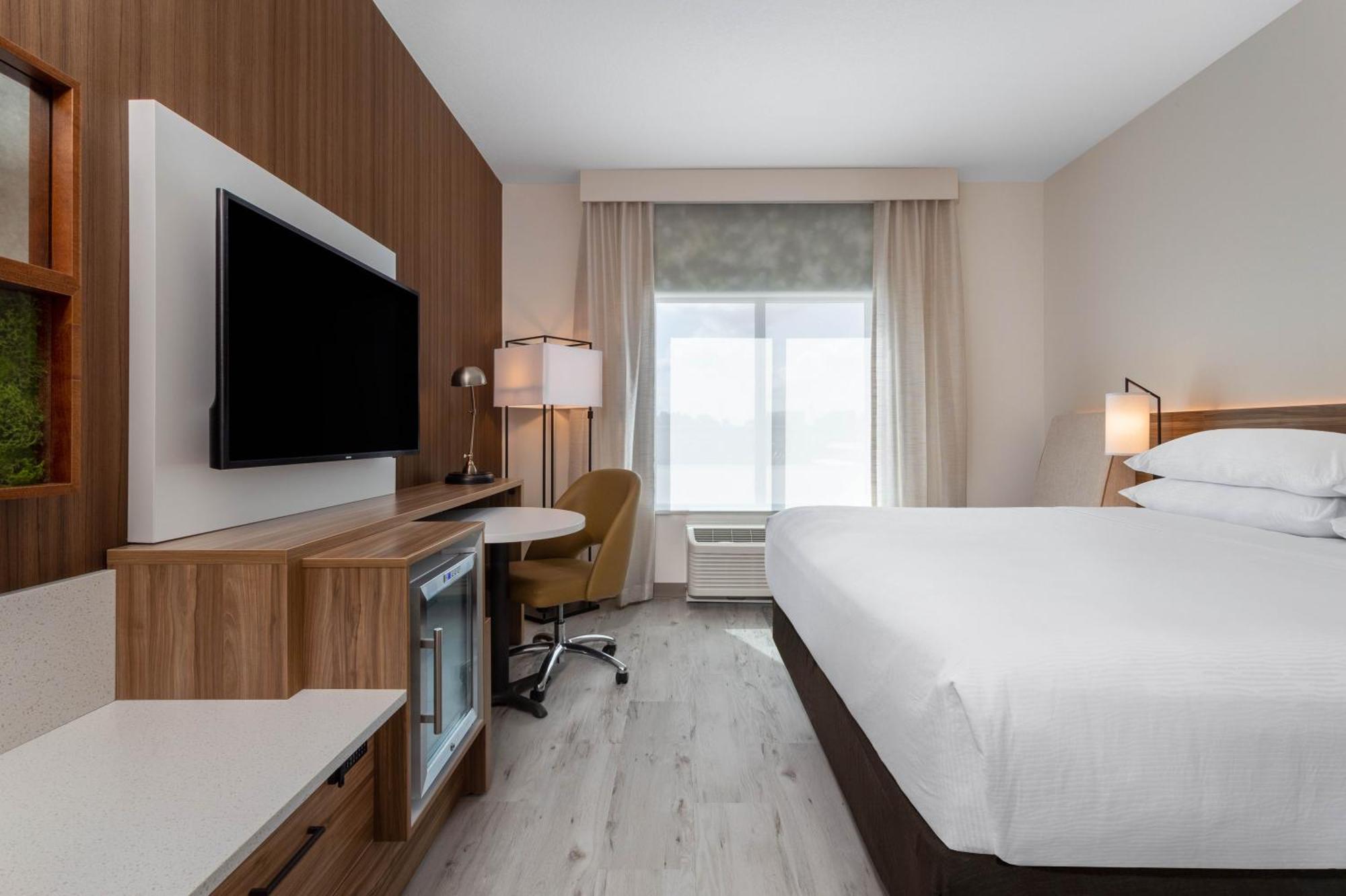 King Room (No Resort Fee)