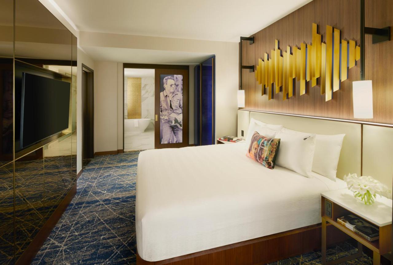 Platinum Suite