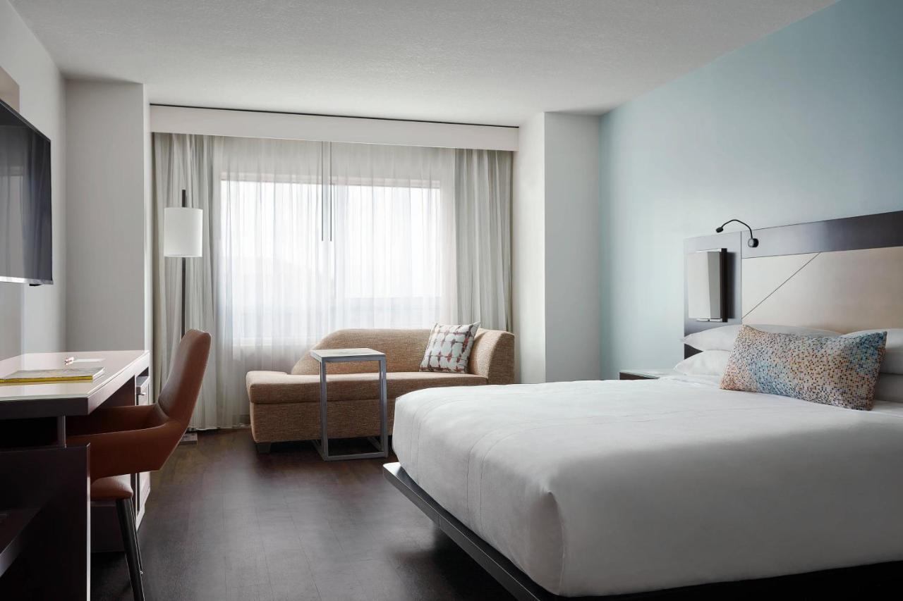 King Room with Sofa Bed