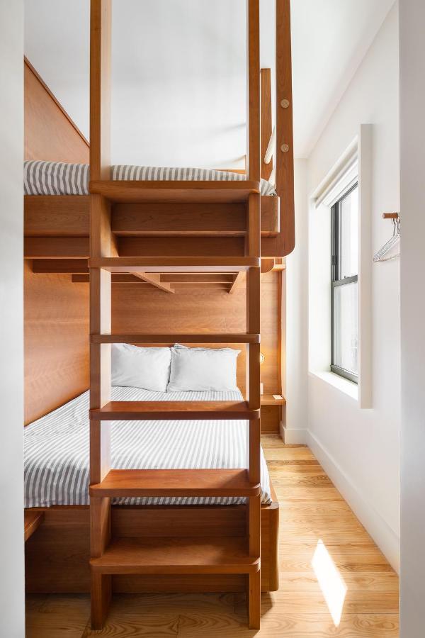Double Bunk