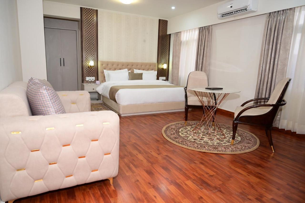 King Room,1482520946:JPEG