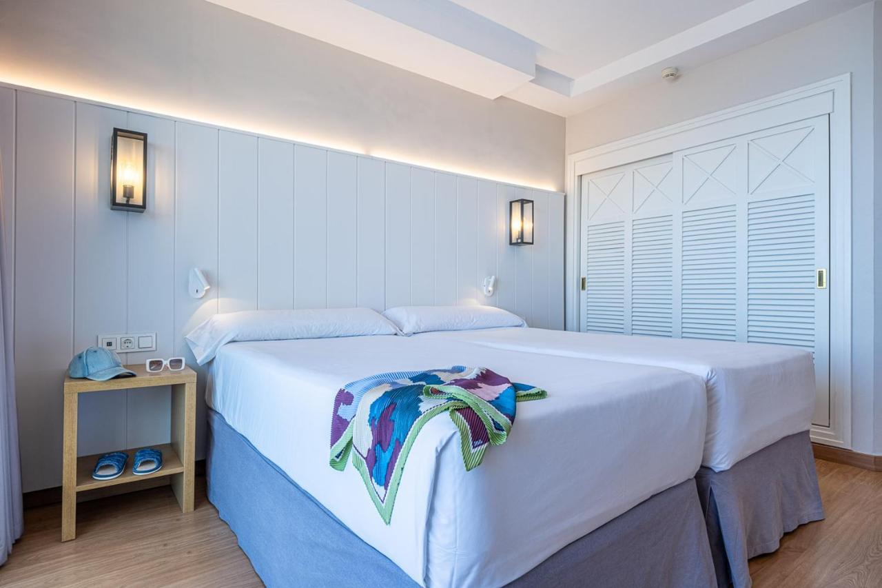 Twin Room with Sea View,1498477852:JPEG