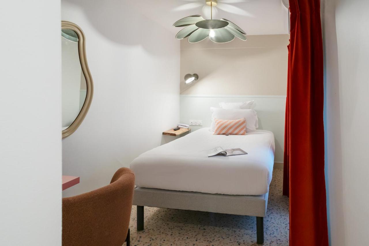 Standard Single Room with Shower