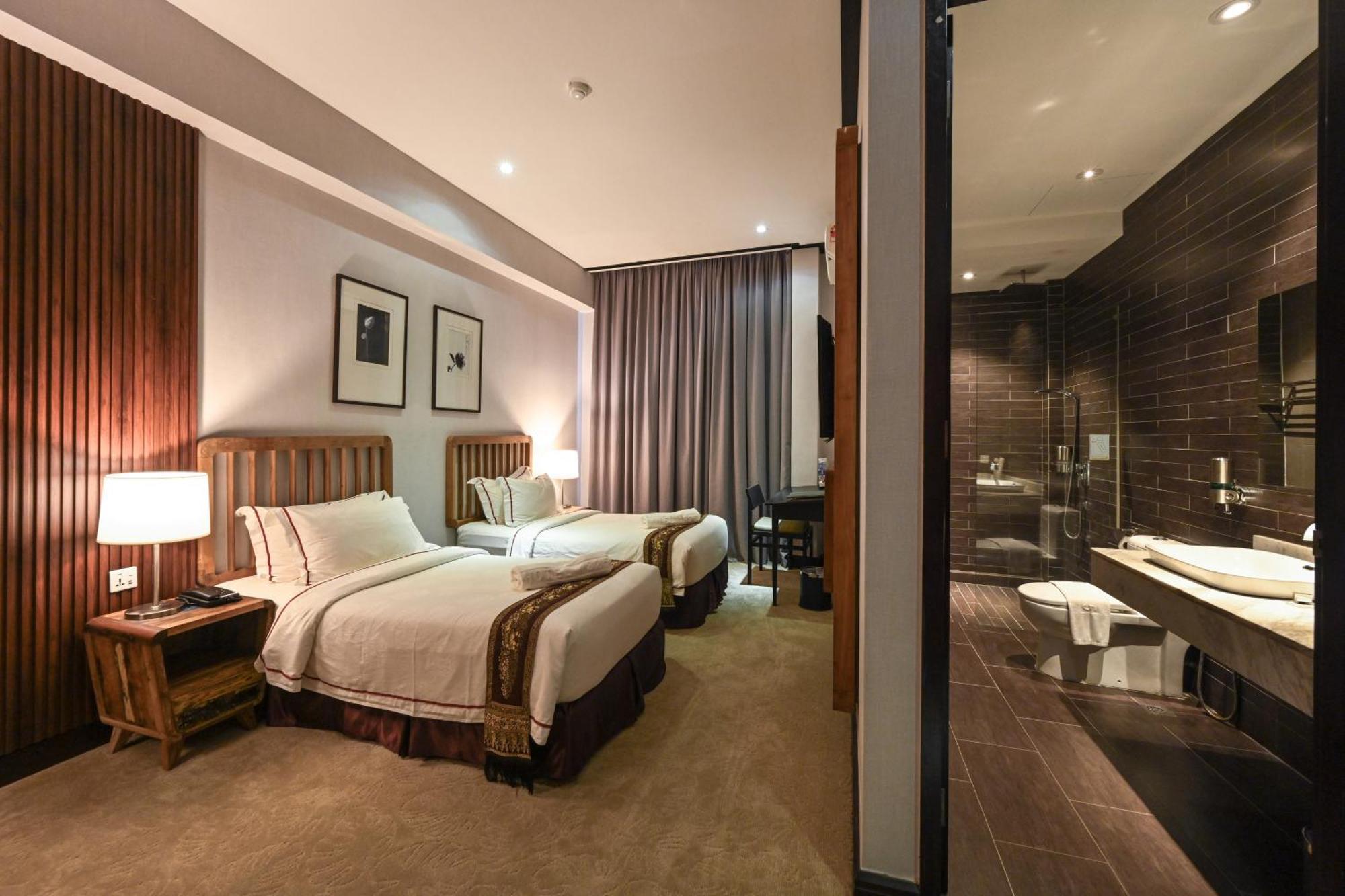 Deluxe Twin Room