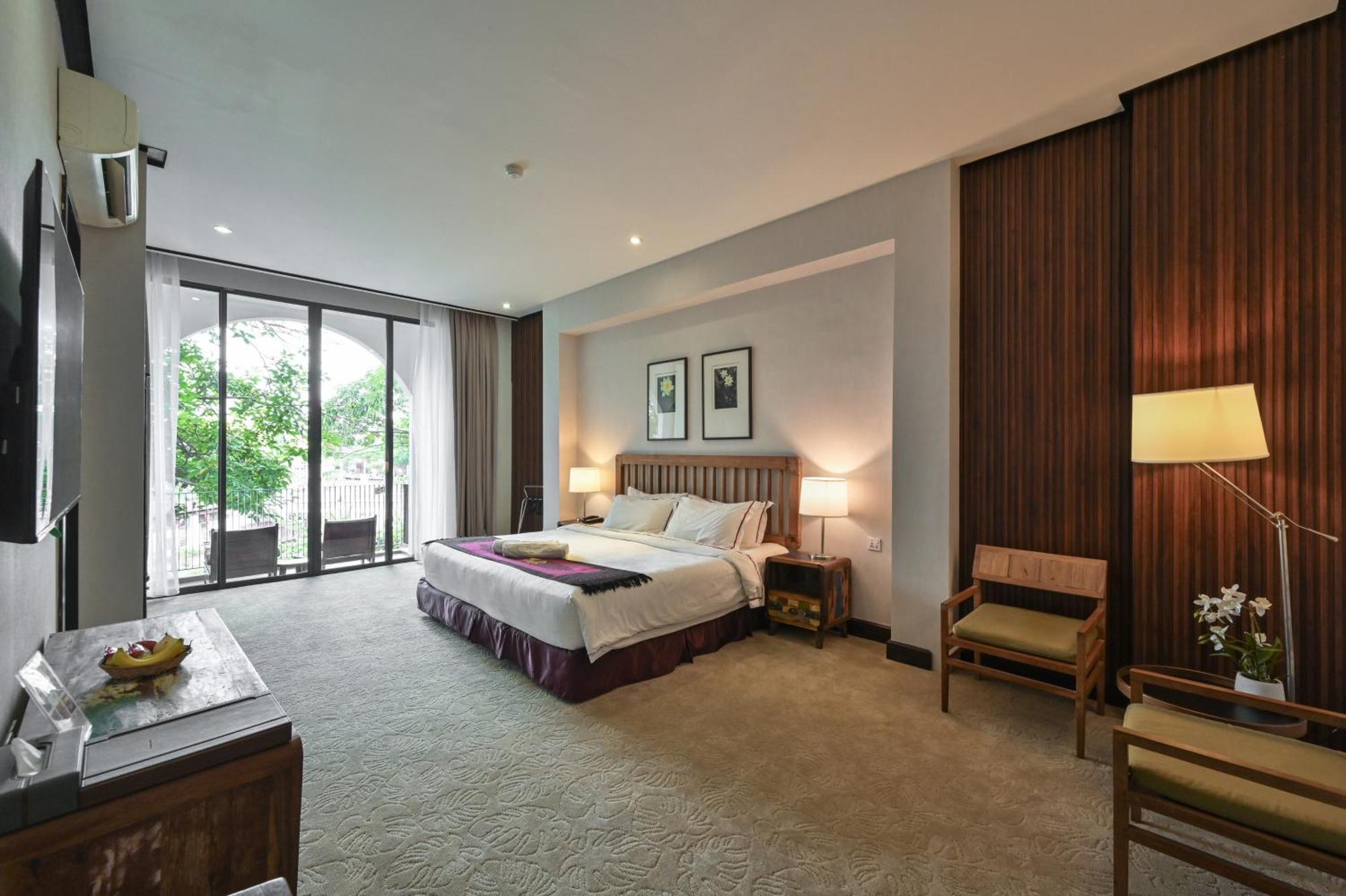 Suite with River View