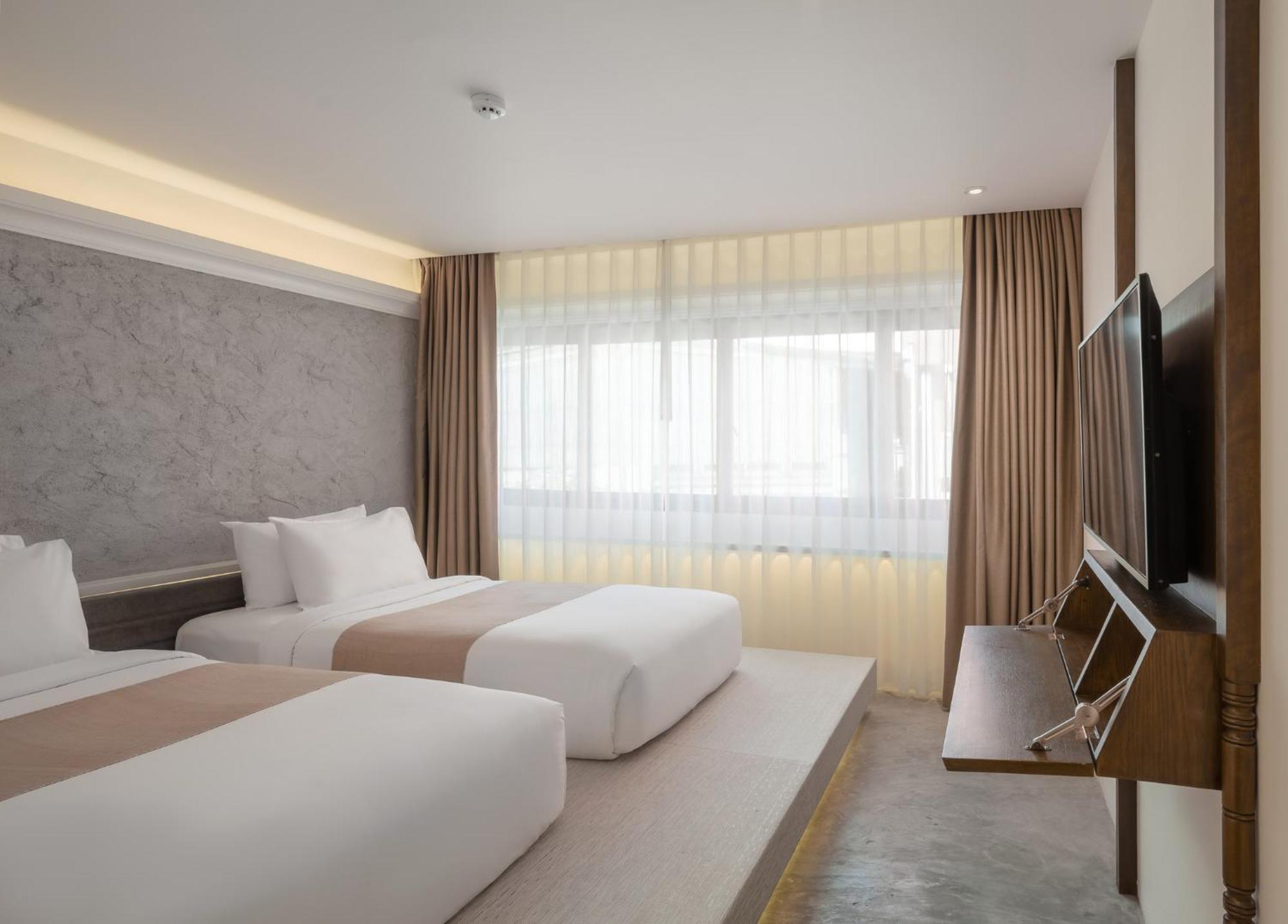 Superior Twin Room