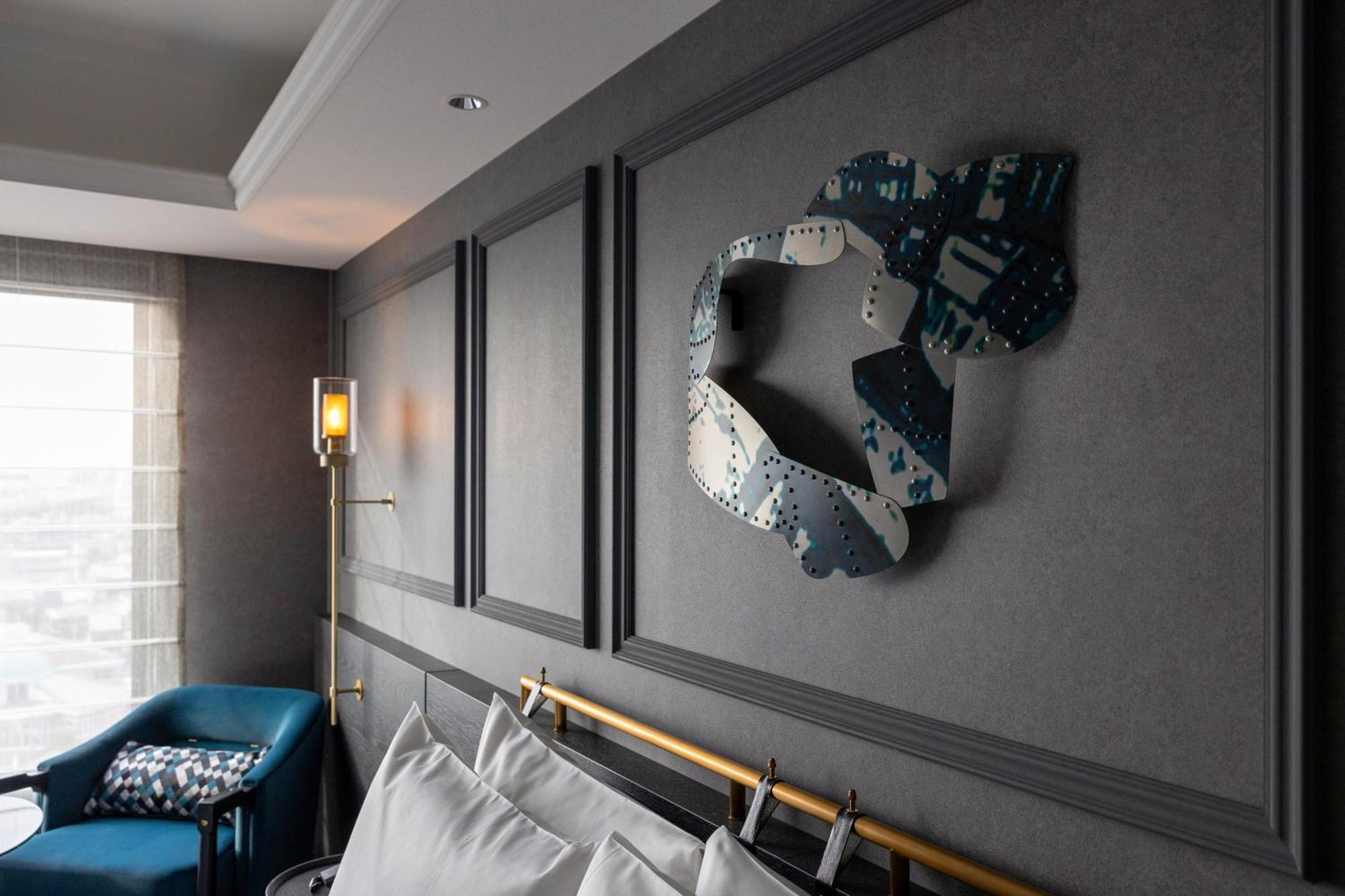 Privilege Room with One King Bed and Shower Booth - Non Smoking