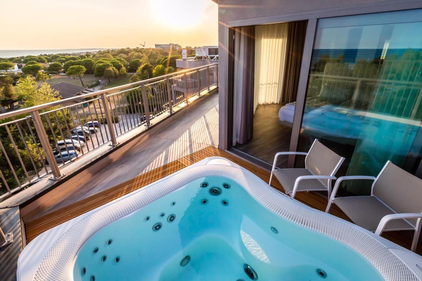 Suite Spa Bath