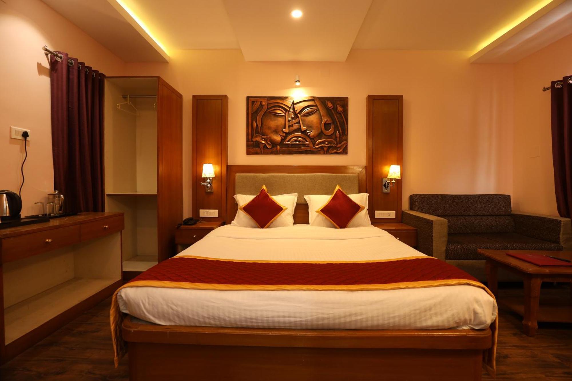 Superior Double Room,1541973568:JPEG