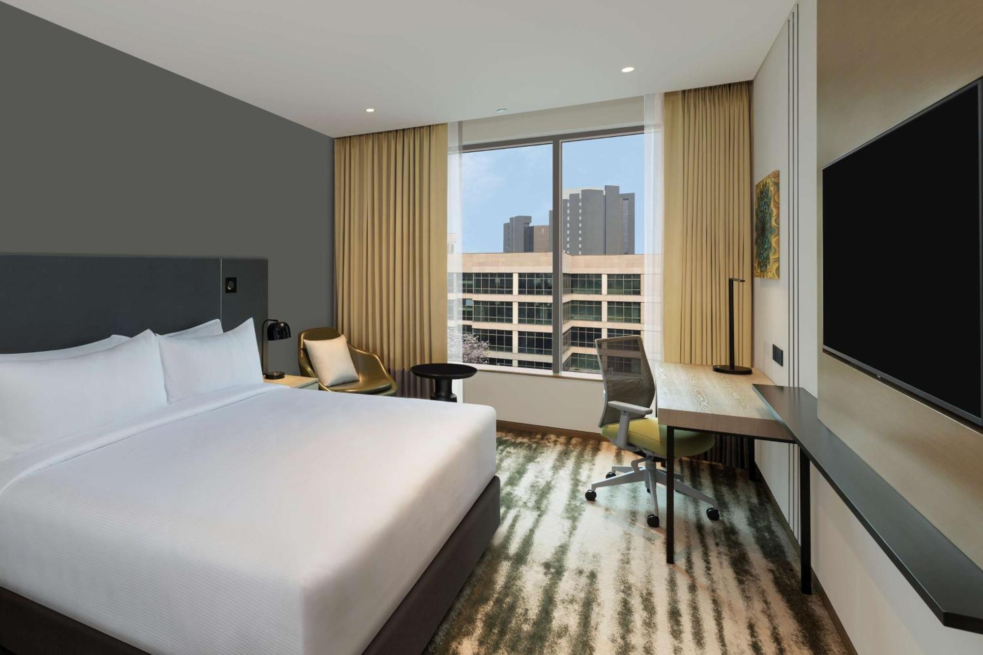 King Room - Mobility Accessible