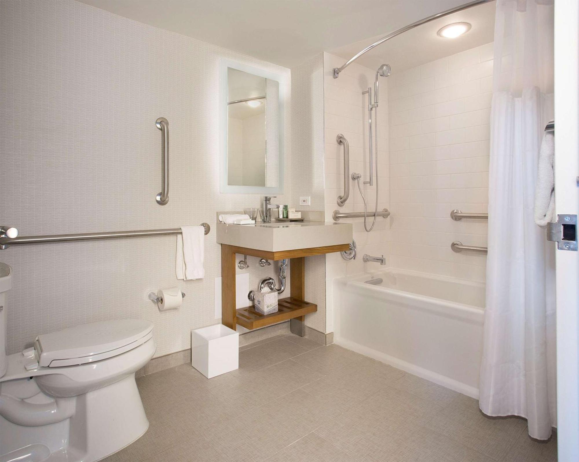 Family Suite Two Queen Beds