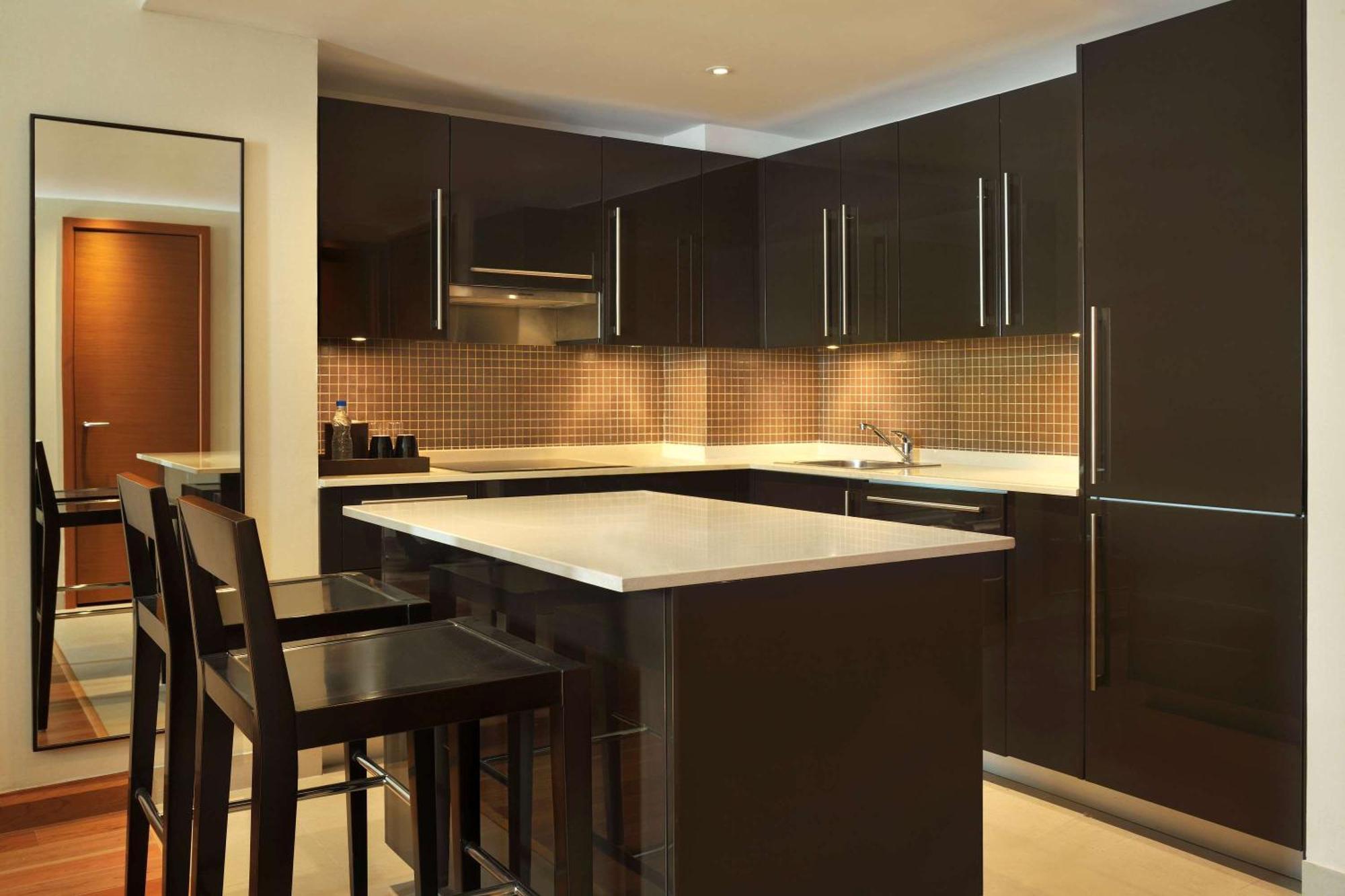 Two-Bedroom Deluxe Suite with Club Lounge