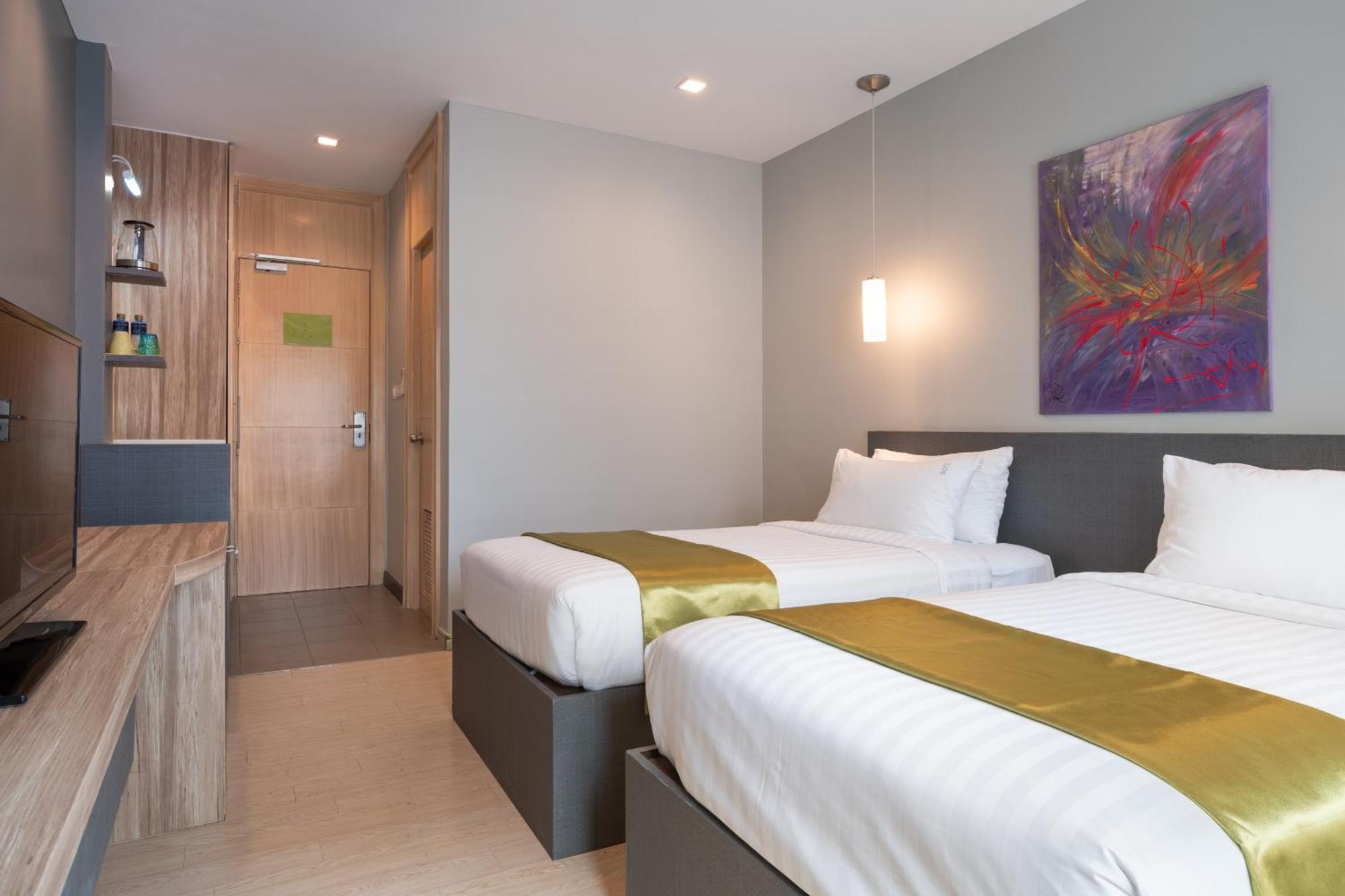 Deluxe King Room