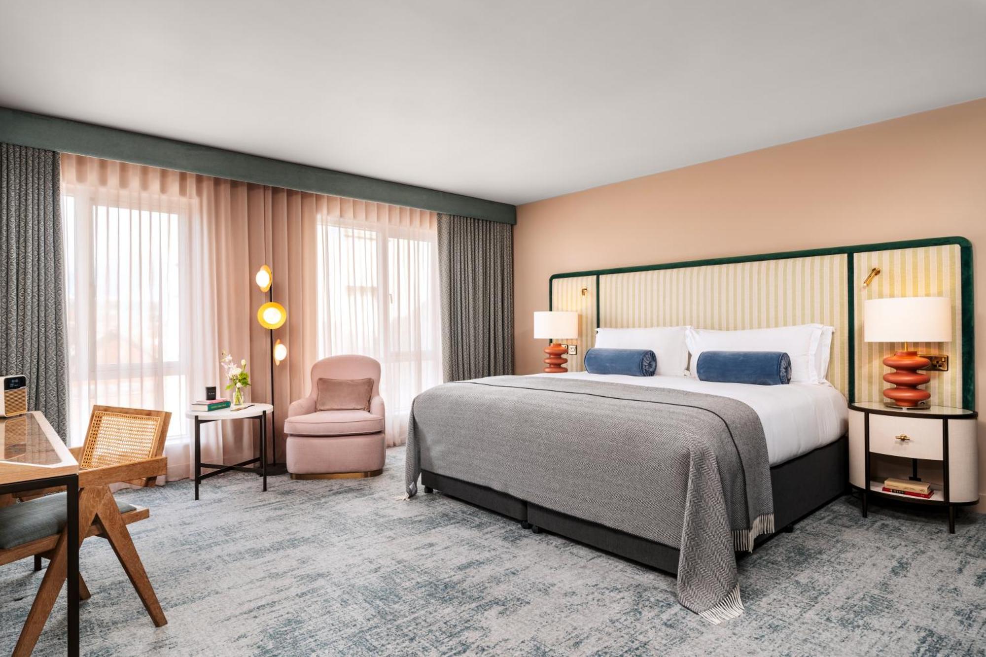 Executive King Room