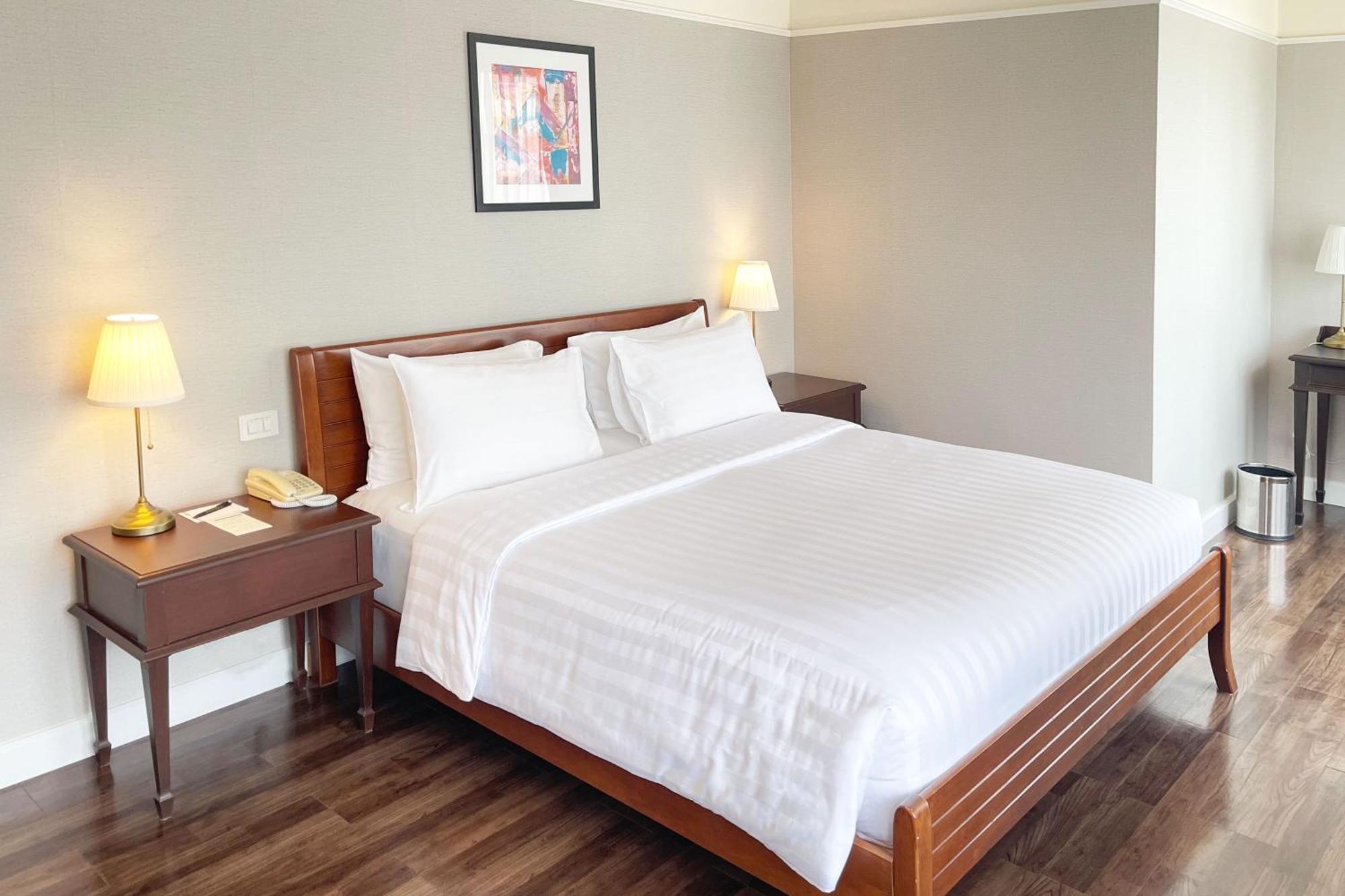 Large Double Room
