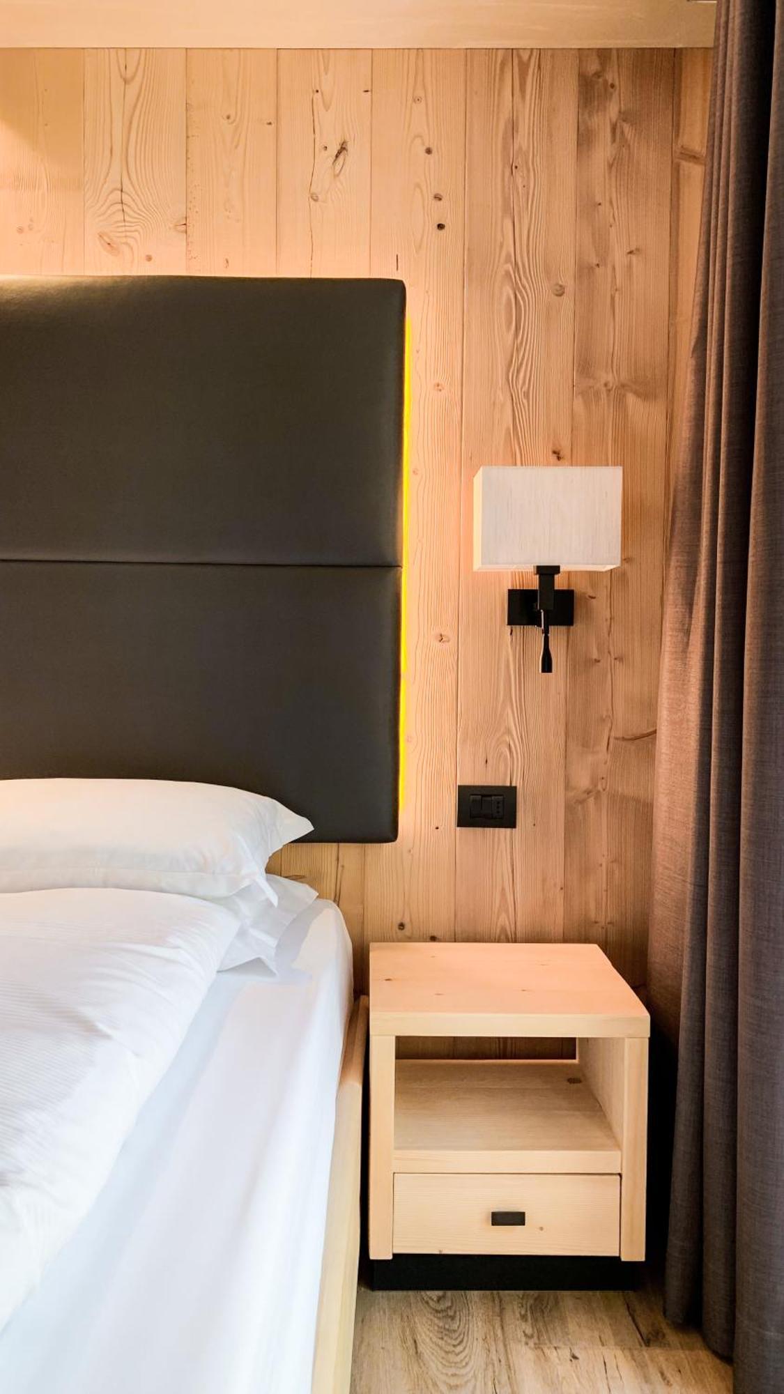 King Suite Spa Bath