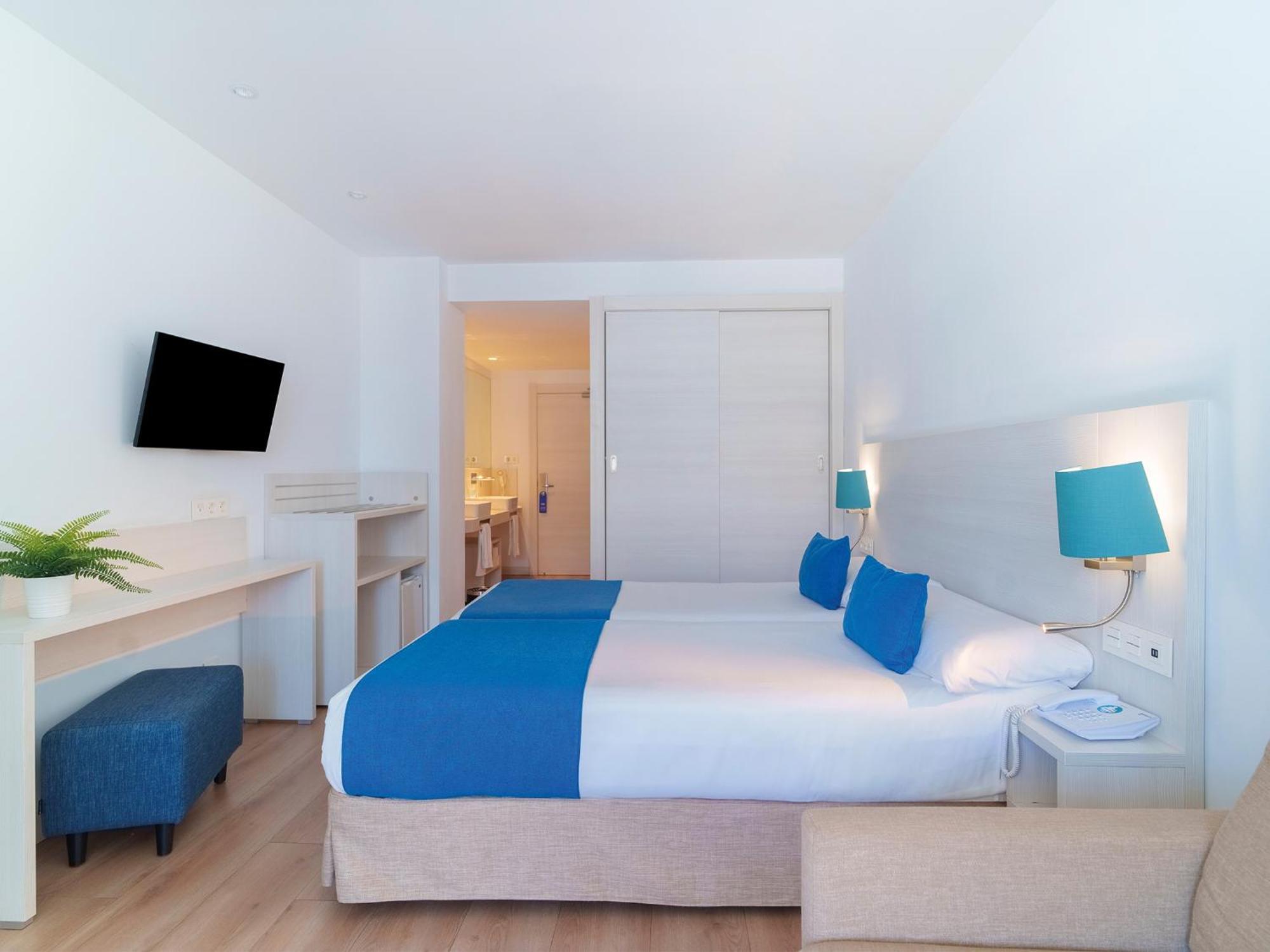 Double Room with Side Sea View (2 Adults + 1 Child)