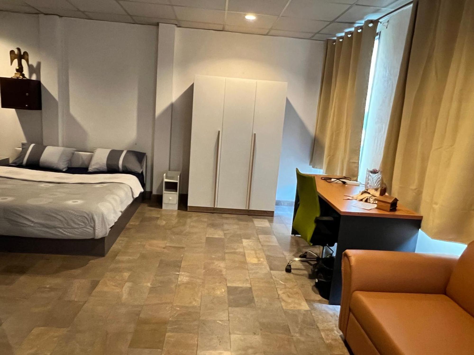 Triple Room with Bath