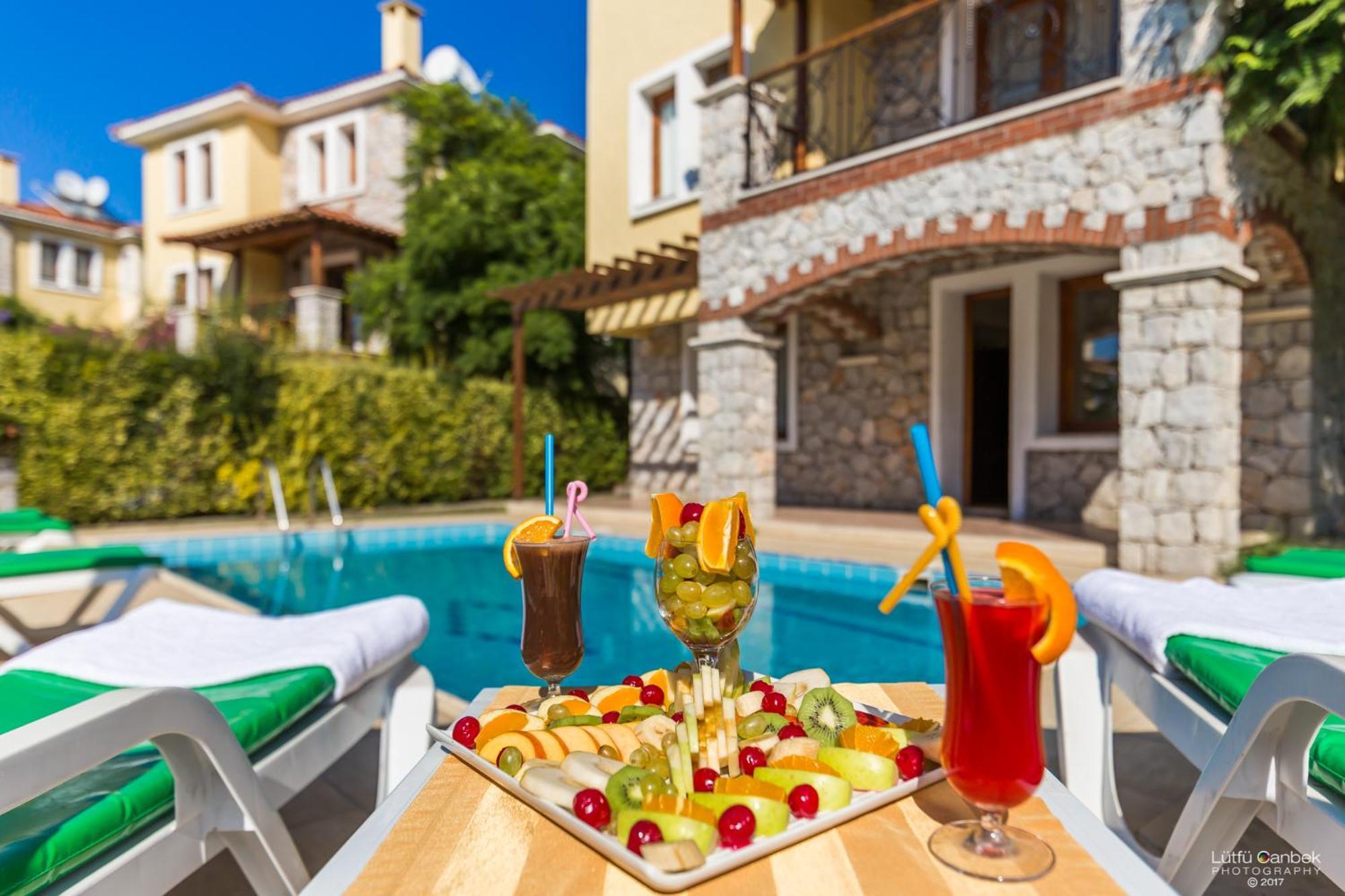 Four-Bedroom Villa Private Pool