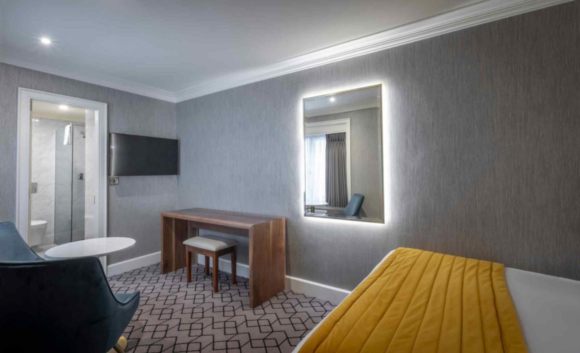 Single Room