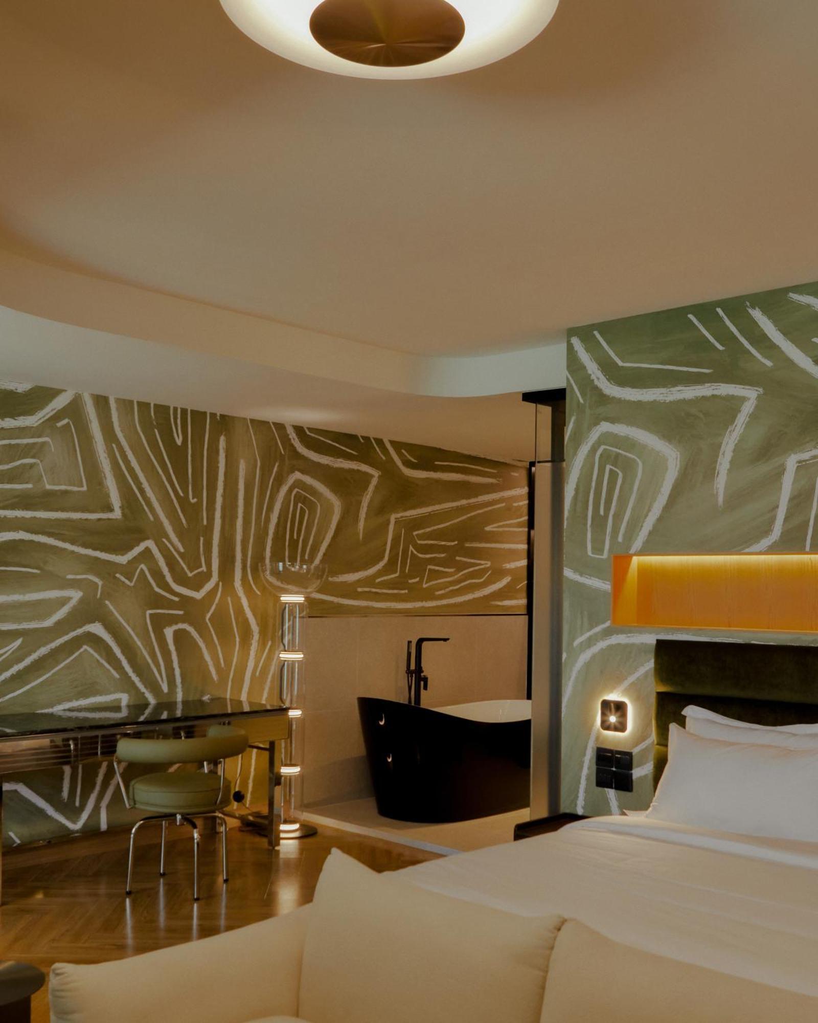 Executive Suite