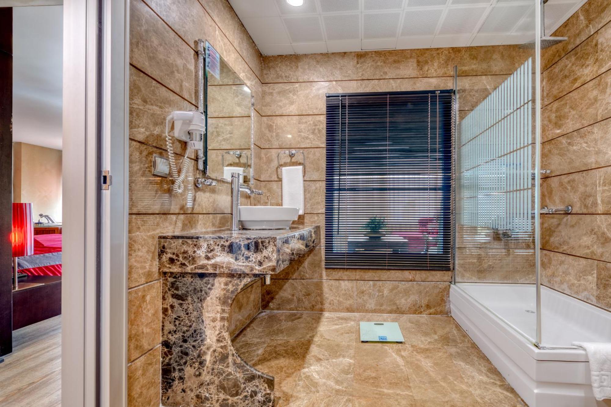 Suite Hot Tub