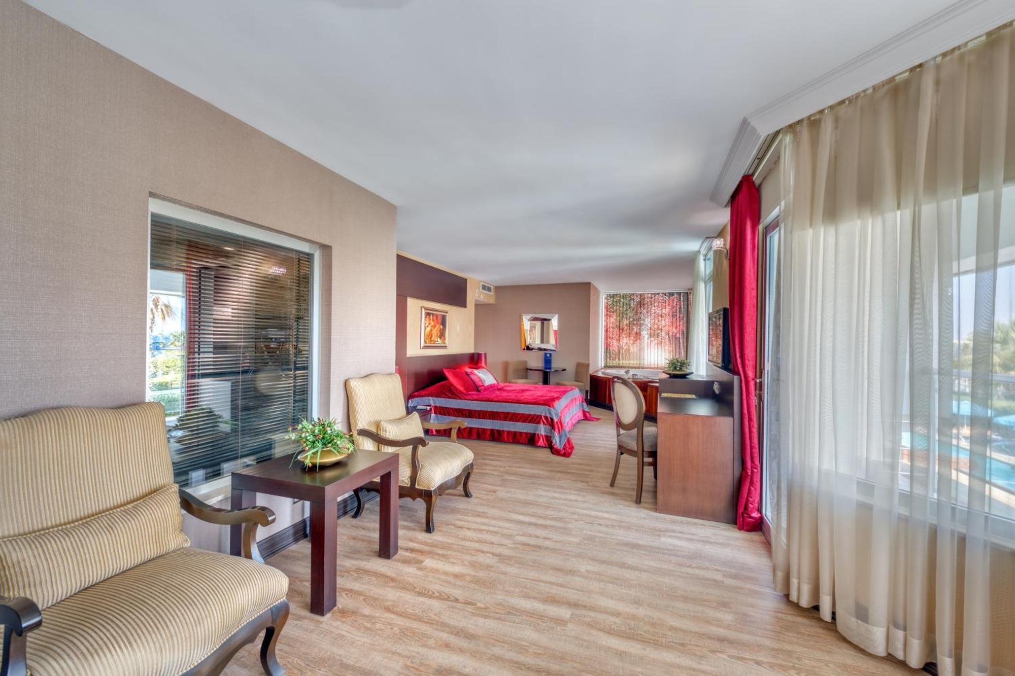Suite Hot Tub