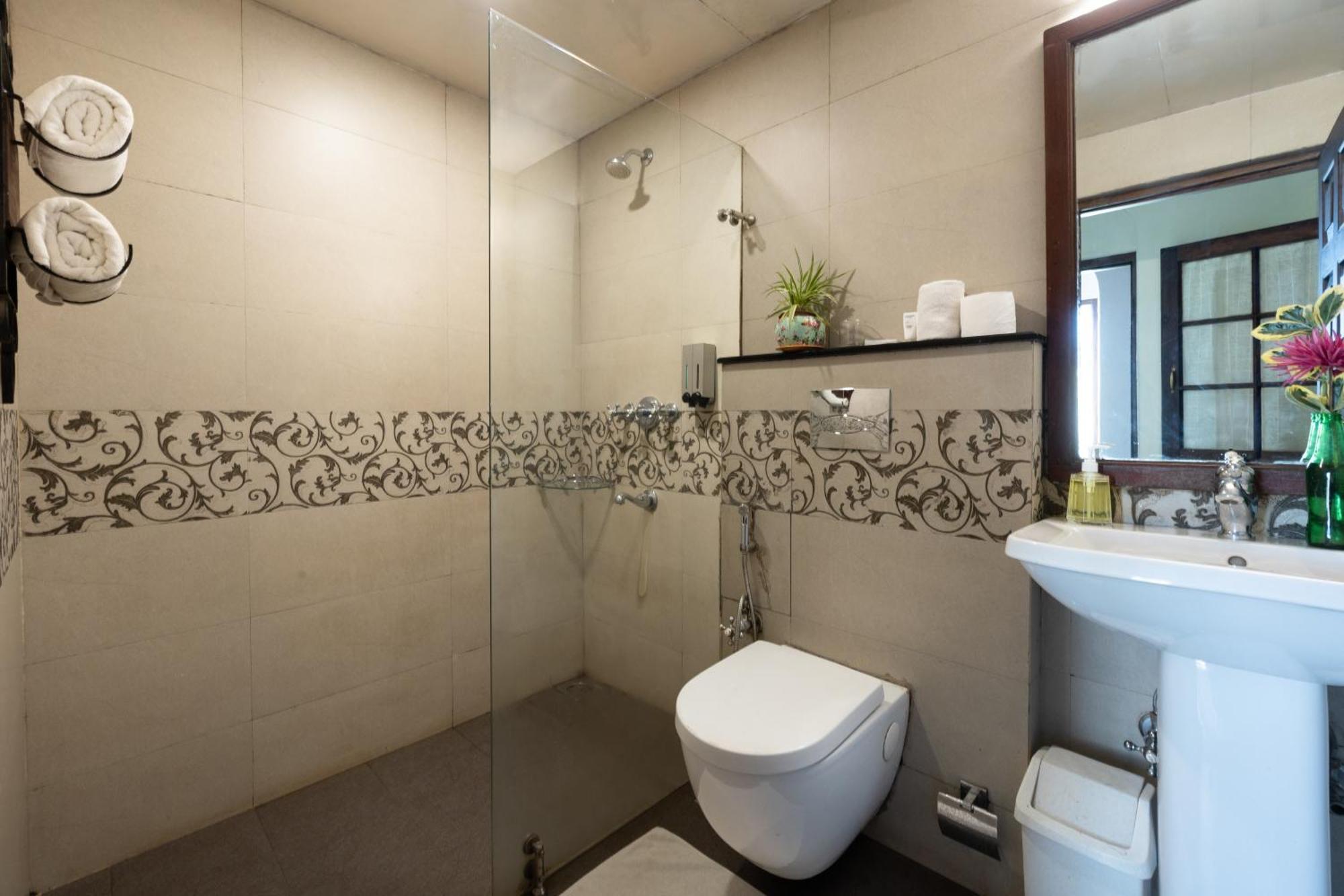 Standard Double Room,1589571238:JPEG