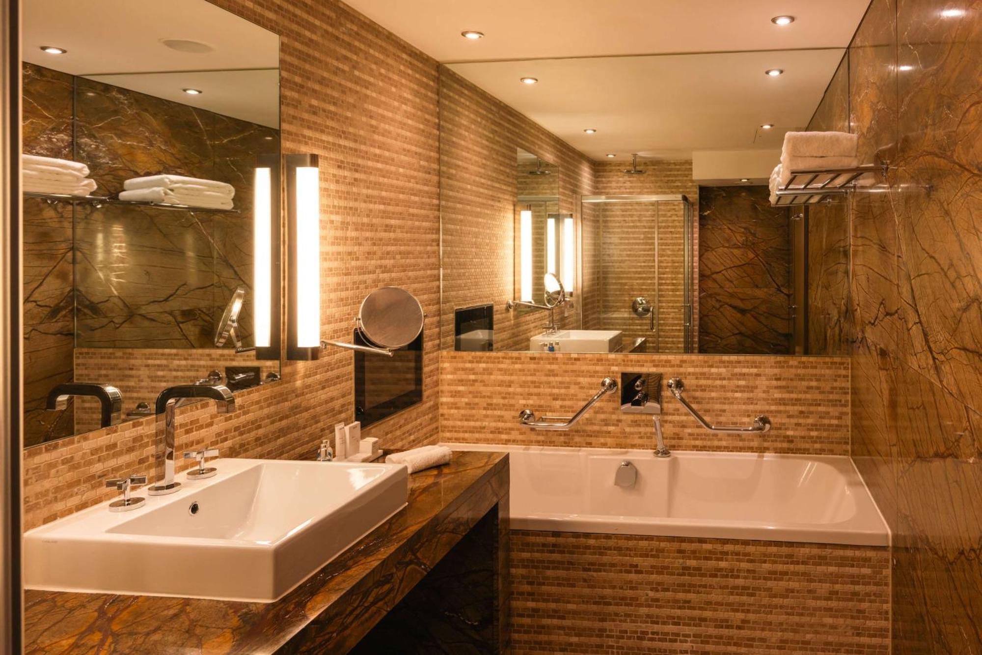 Suite Balcony