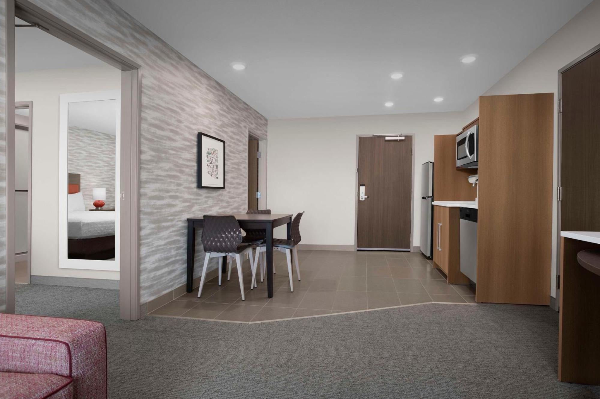 One-Bedroom King Suite