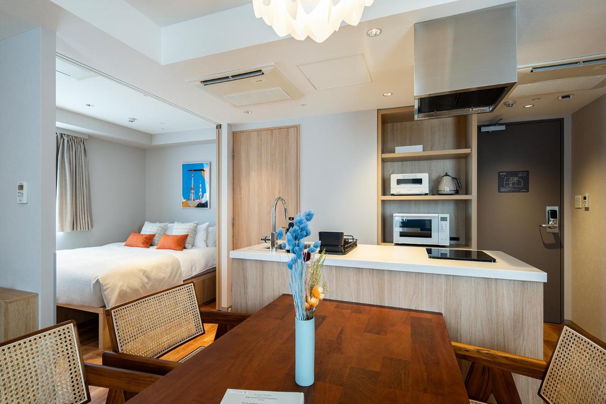 Premier One-Bedroom Apartment