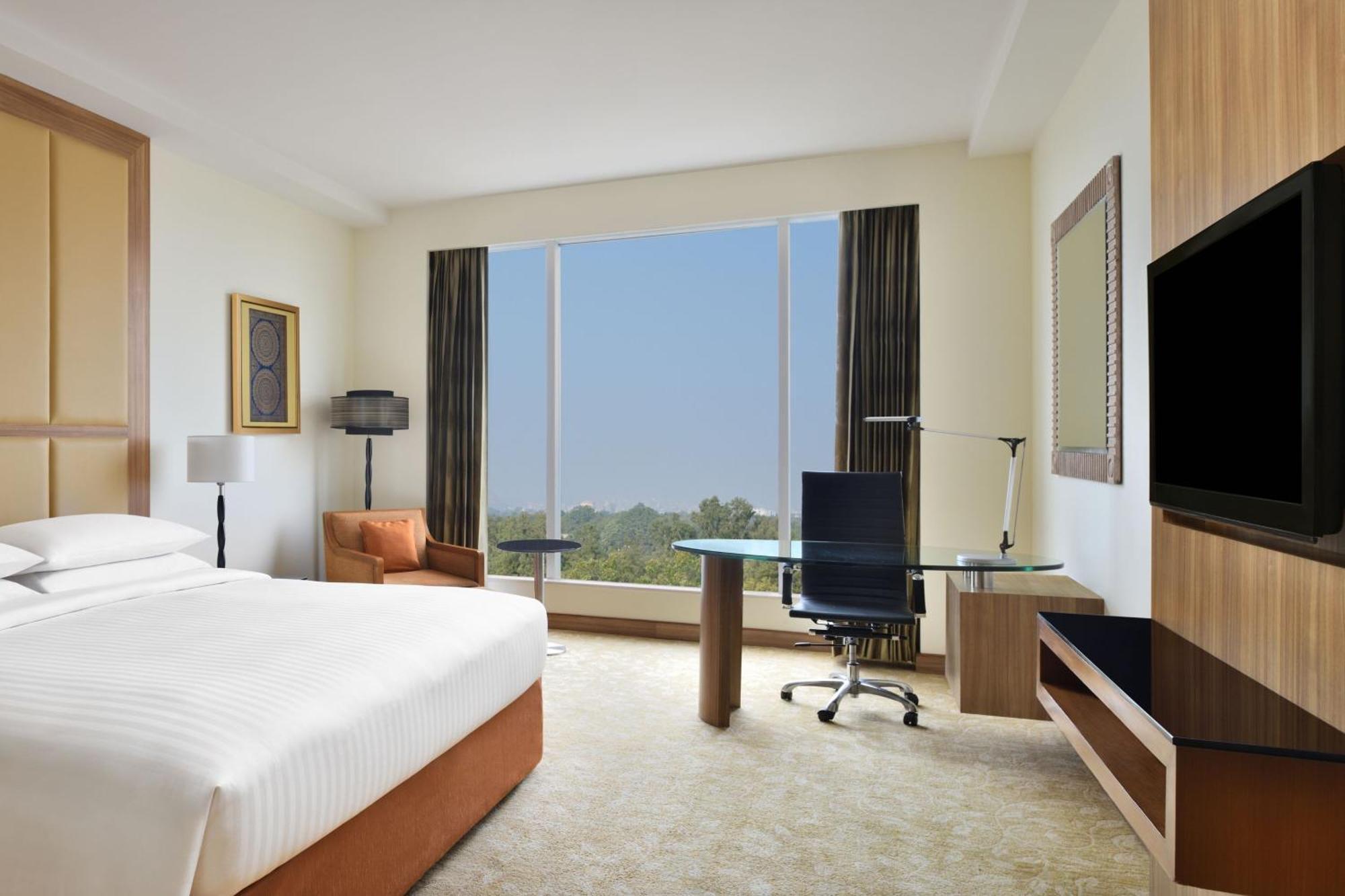 King Room Pool View,1618834198:JPEG