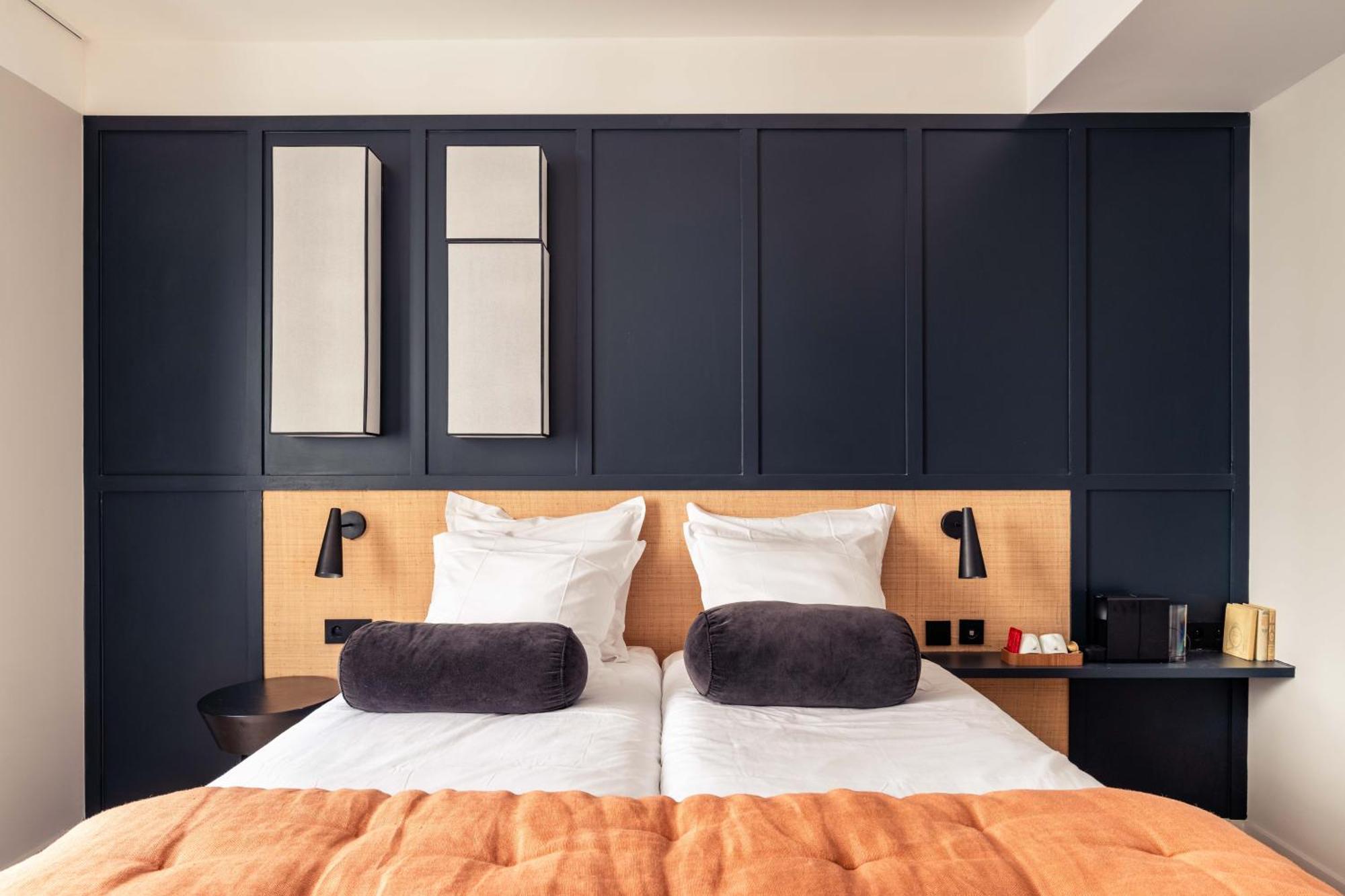 Big Double Parisian Room