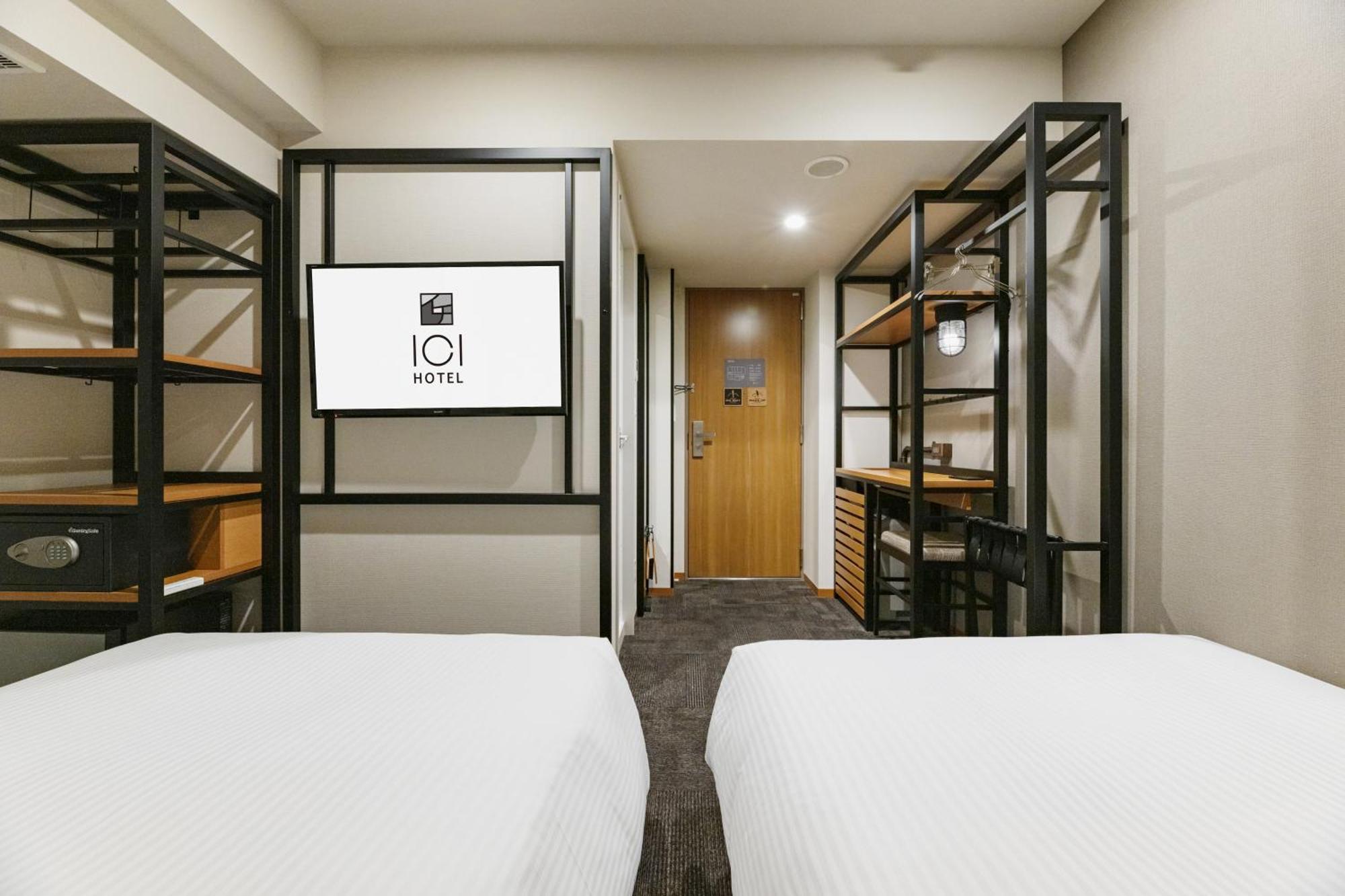 Standard Twin Room Non-Smoking,1627244971:JPEG