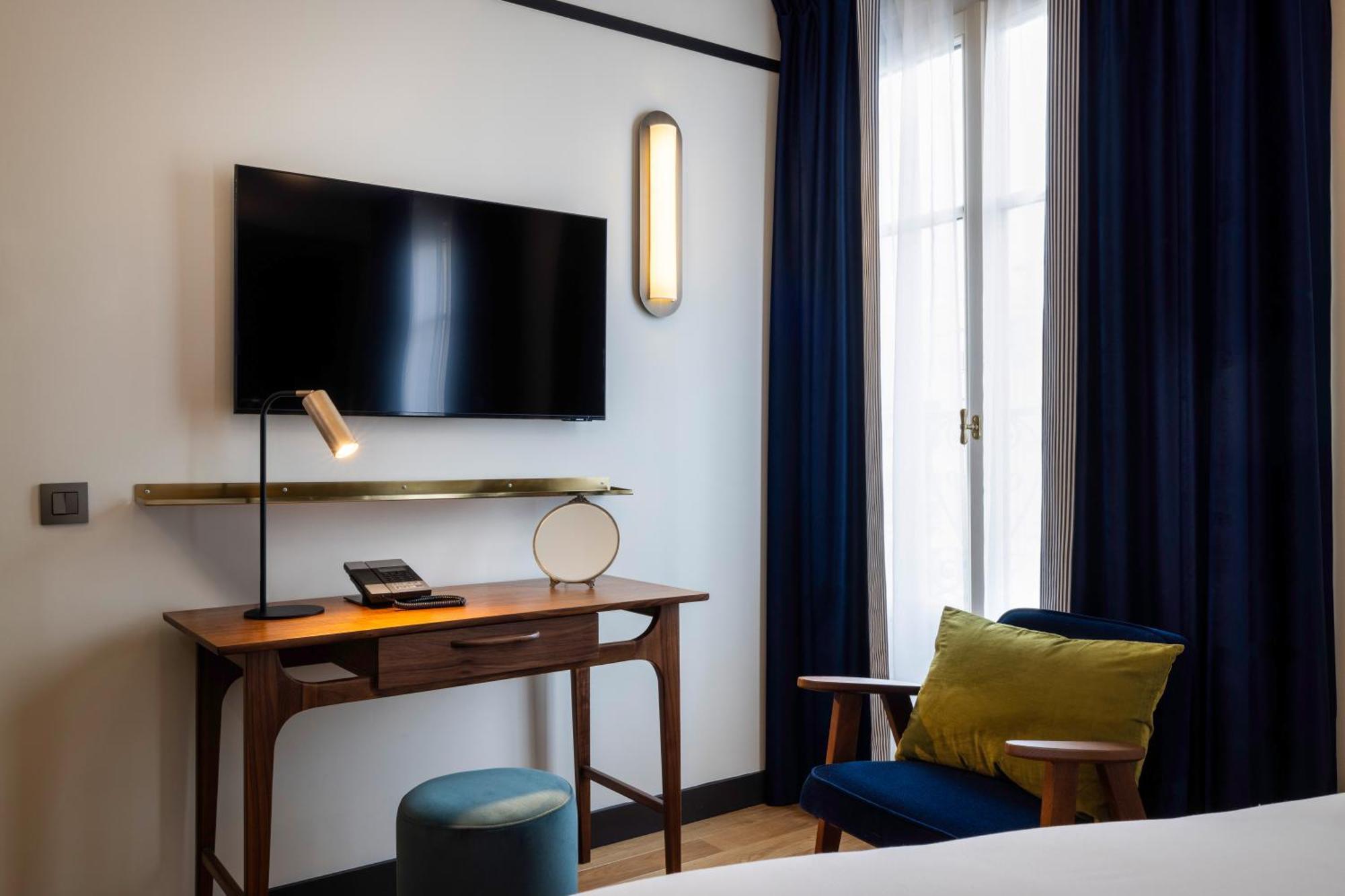Family Suite Two Rooms