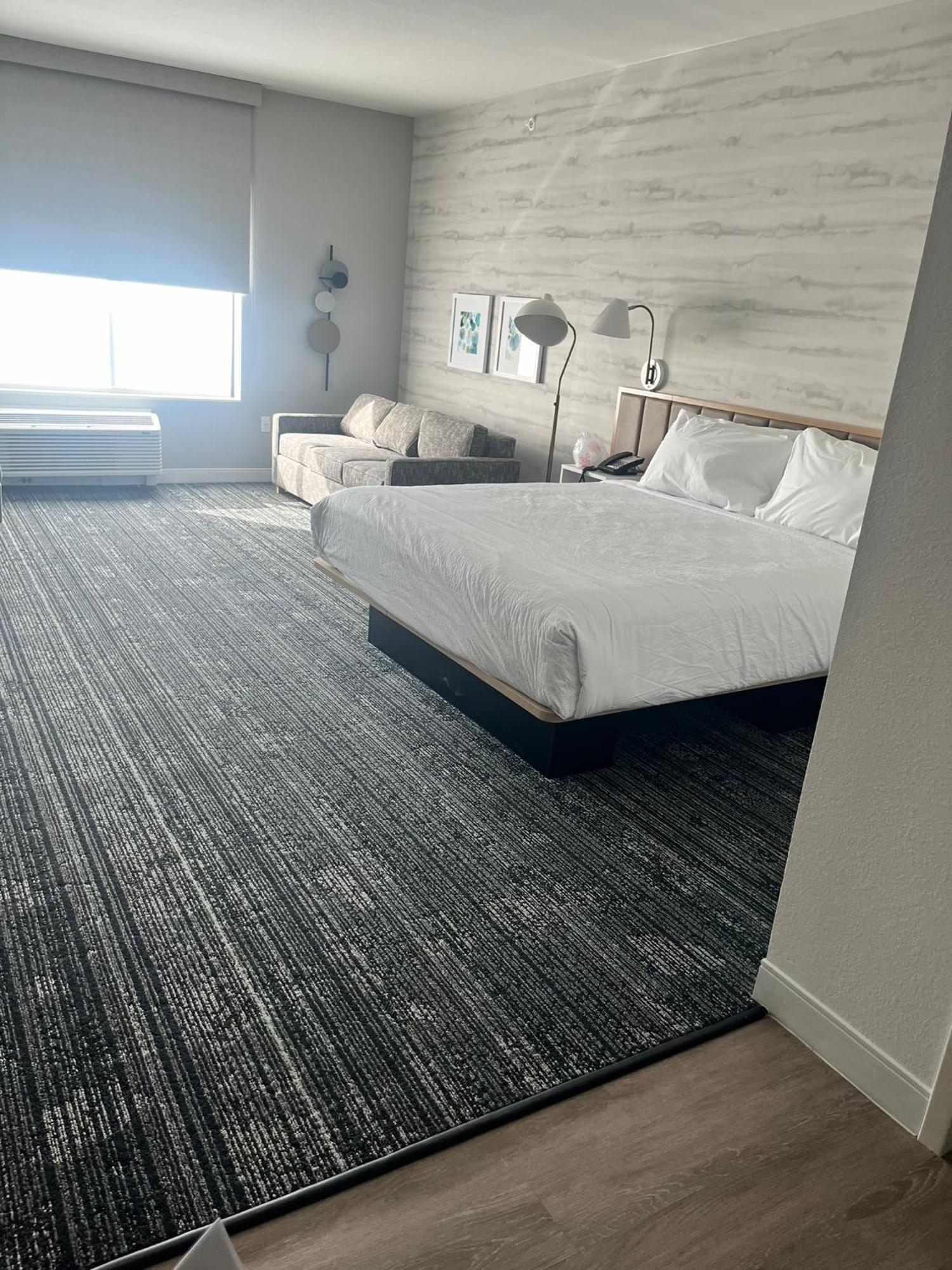 King Studio Suite with Roll-In Shower - Mobility Accessible