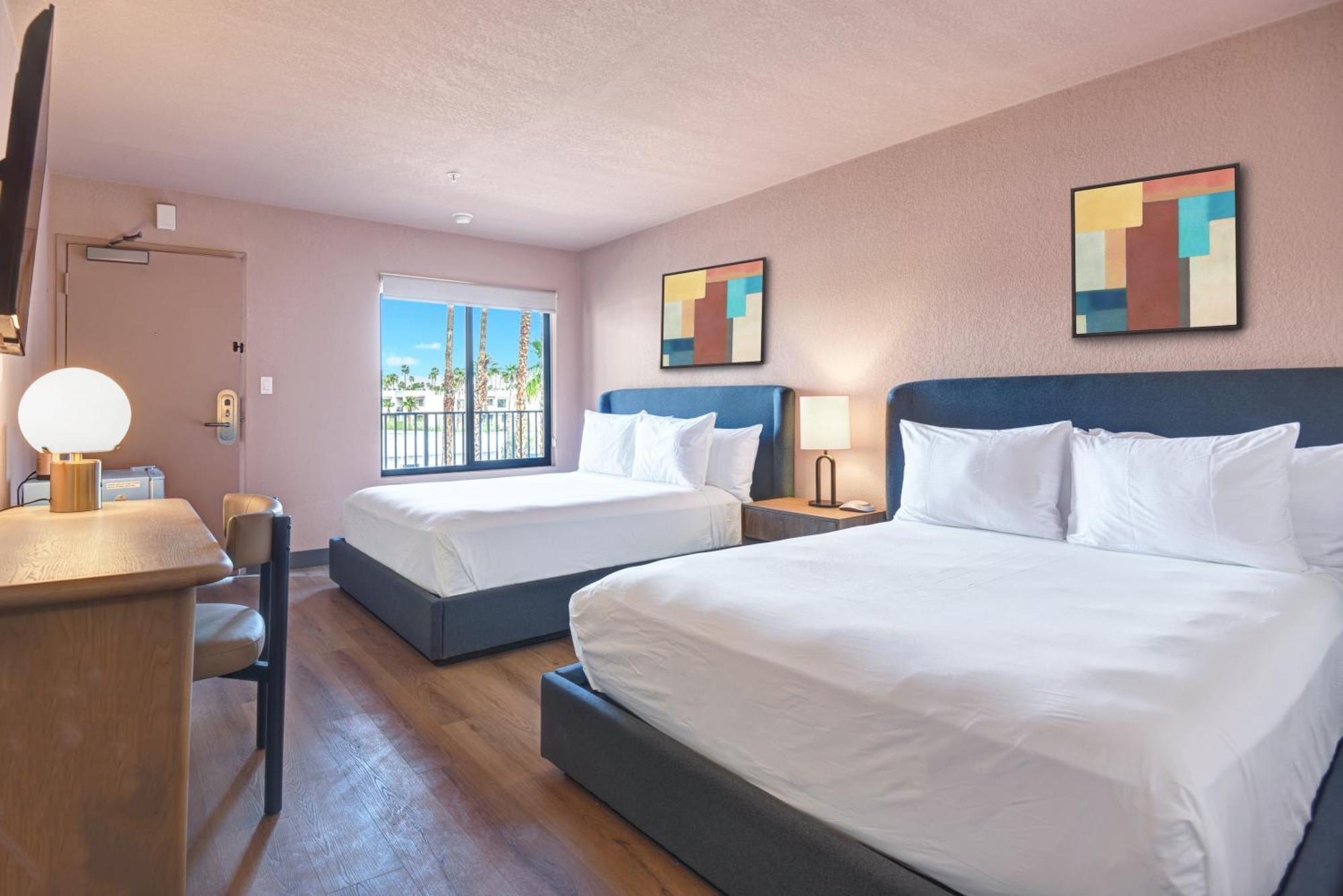 Deluxe Queen Room with Two Queen Beds