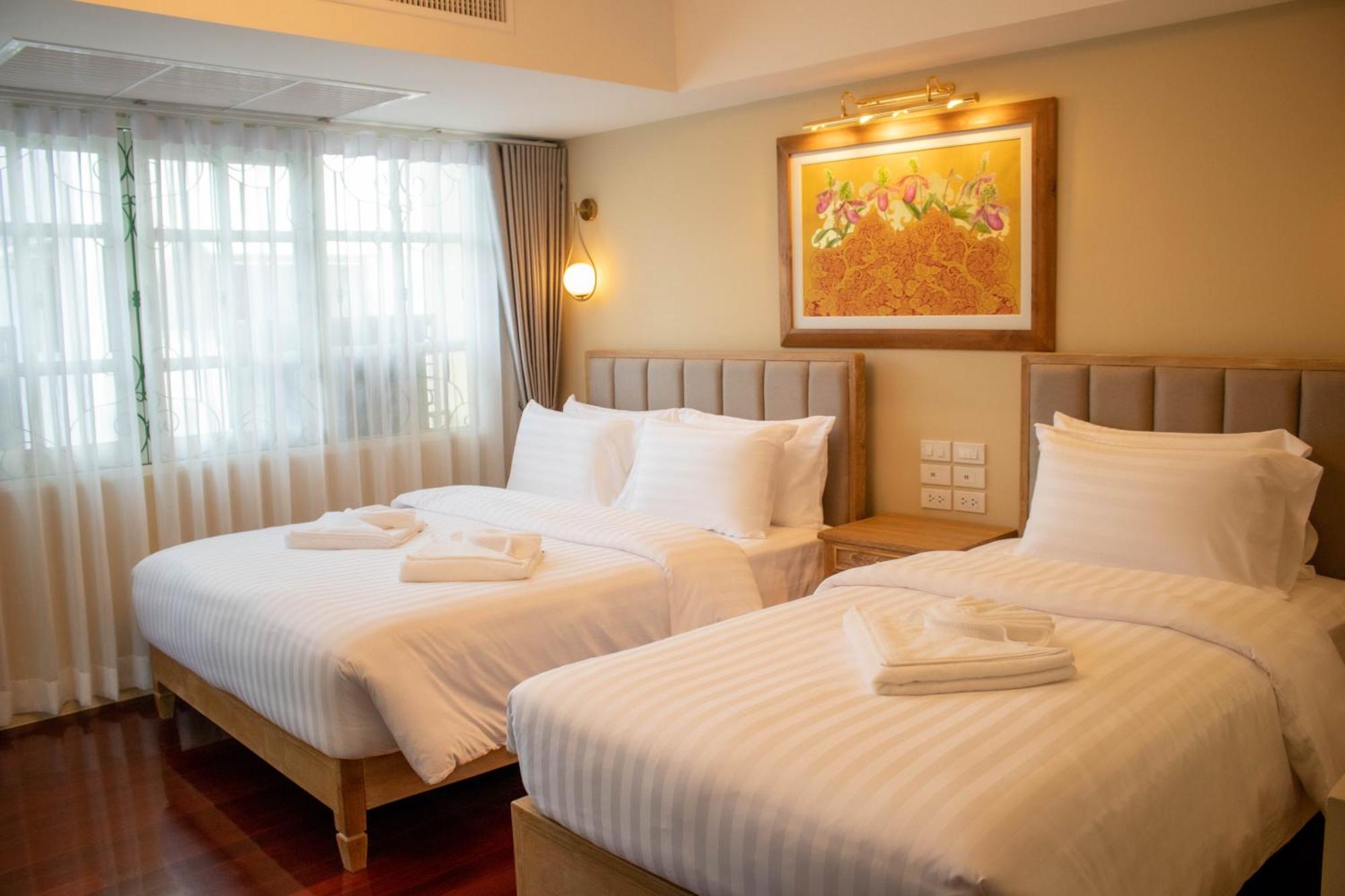 Deluxe Triple Room