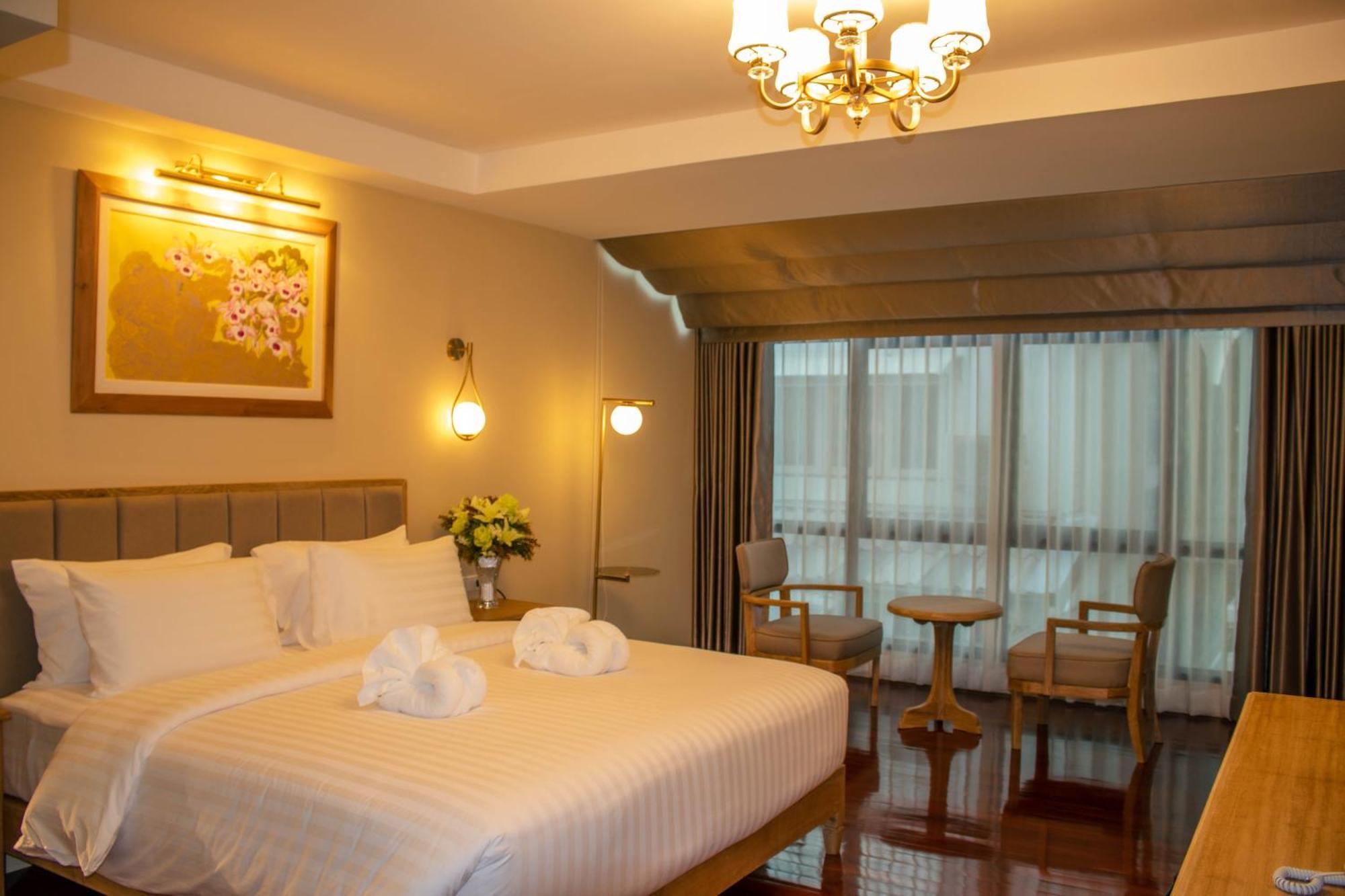 Deluxe Double Room with Bath