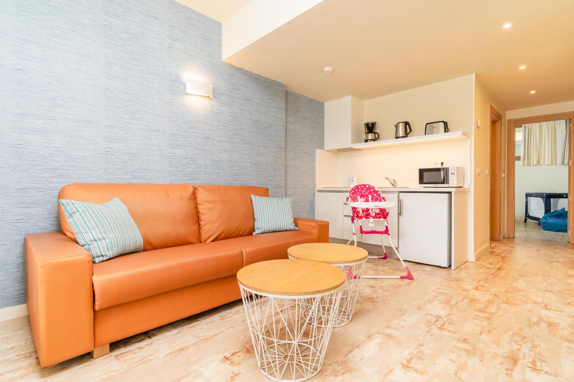 One-Bedroom Family Apartment