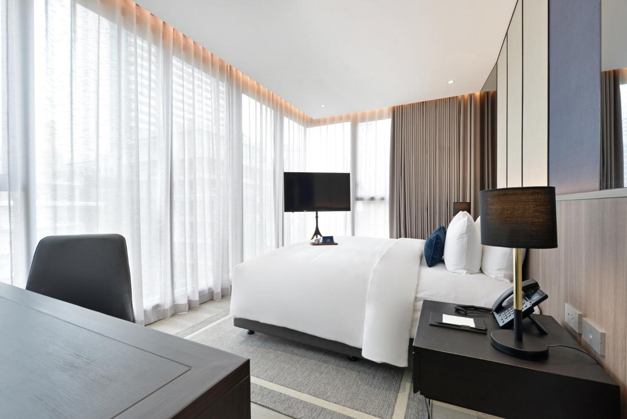 Deluxe Double Room with Bath
