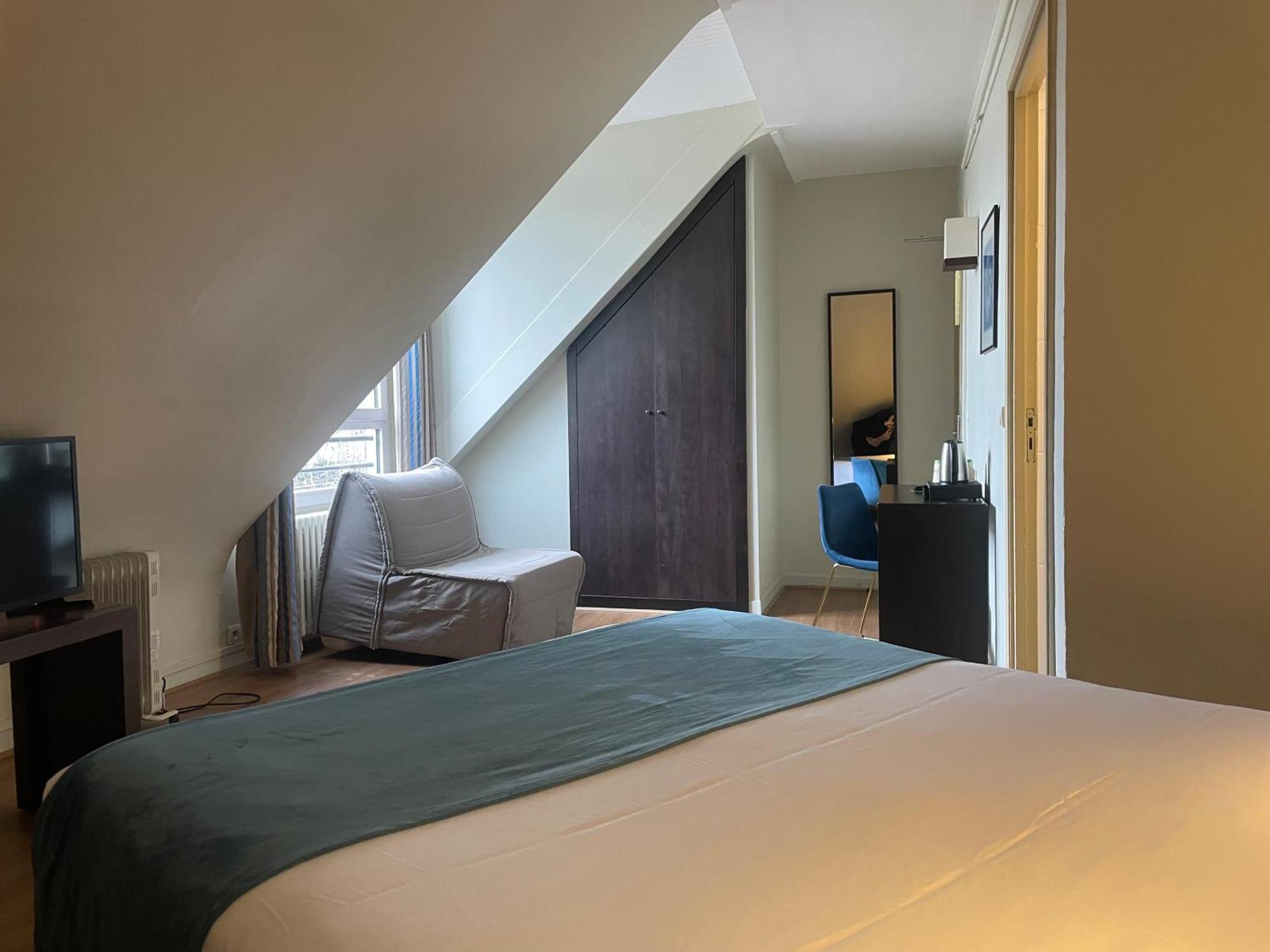 Double room with view on the patio